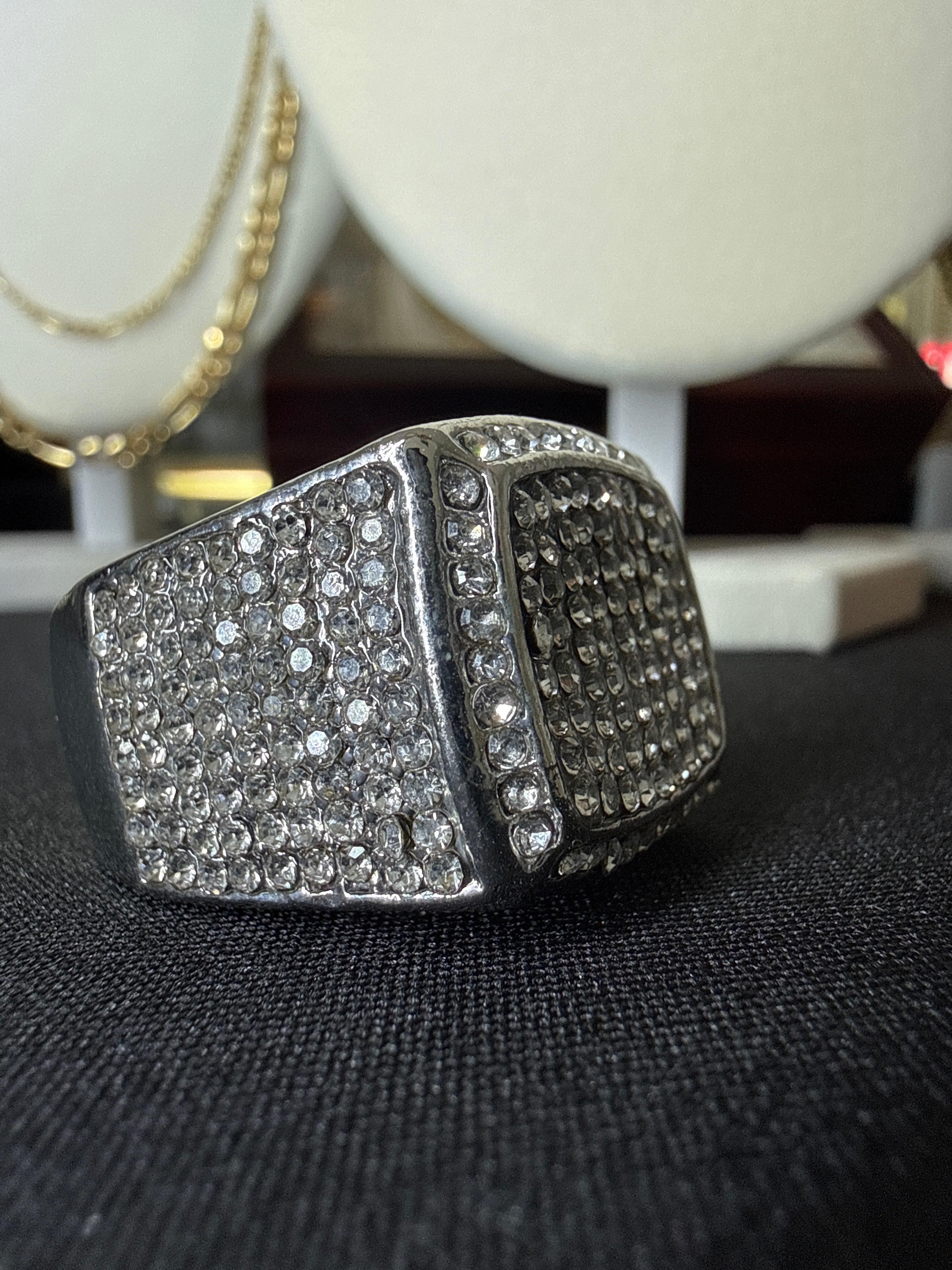 Ring
