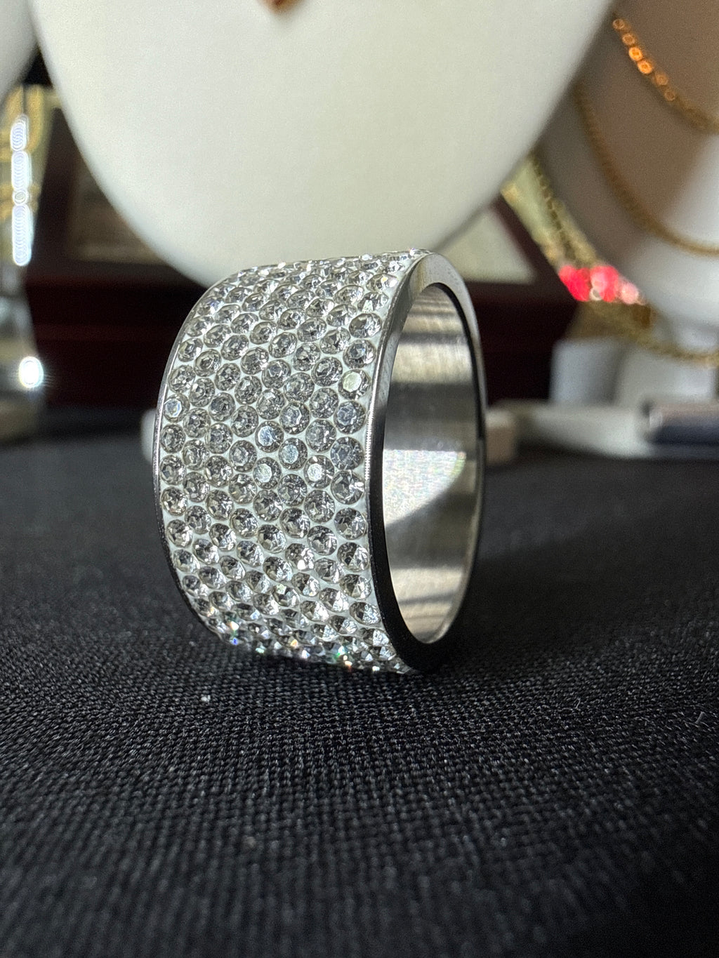 Stainless steel ring with CZ diamonds
