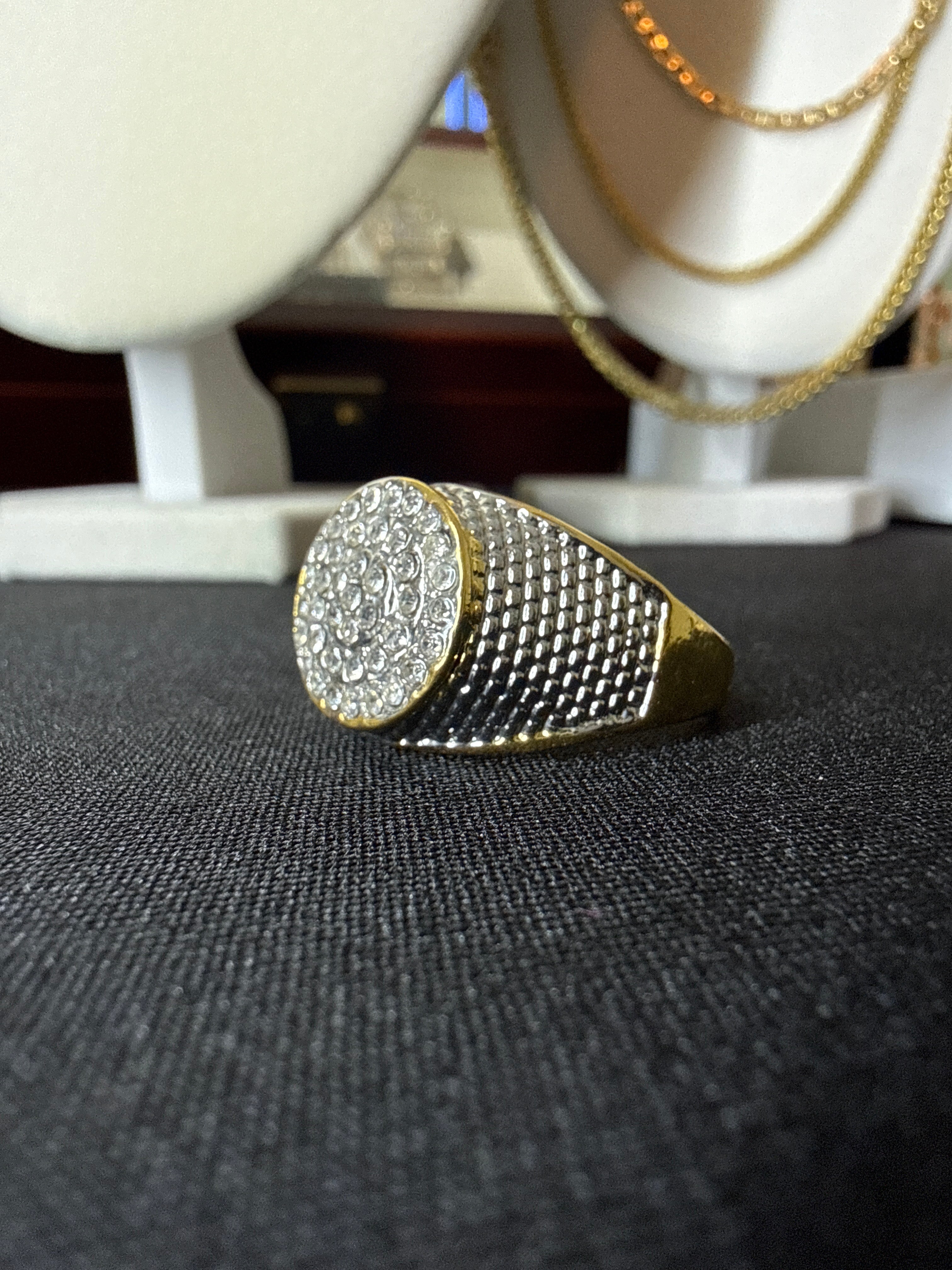 Stainless ring with CZ diamonds