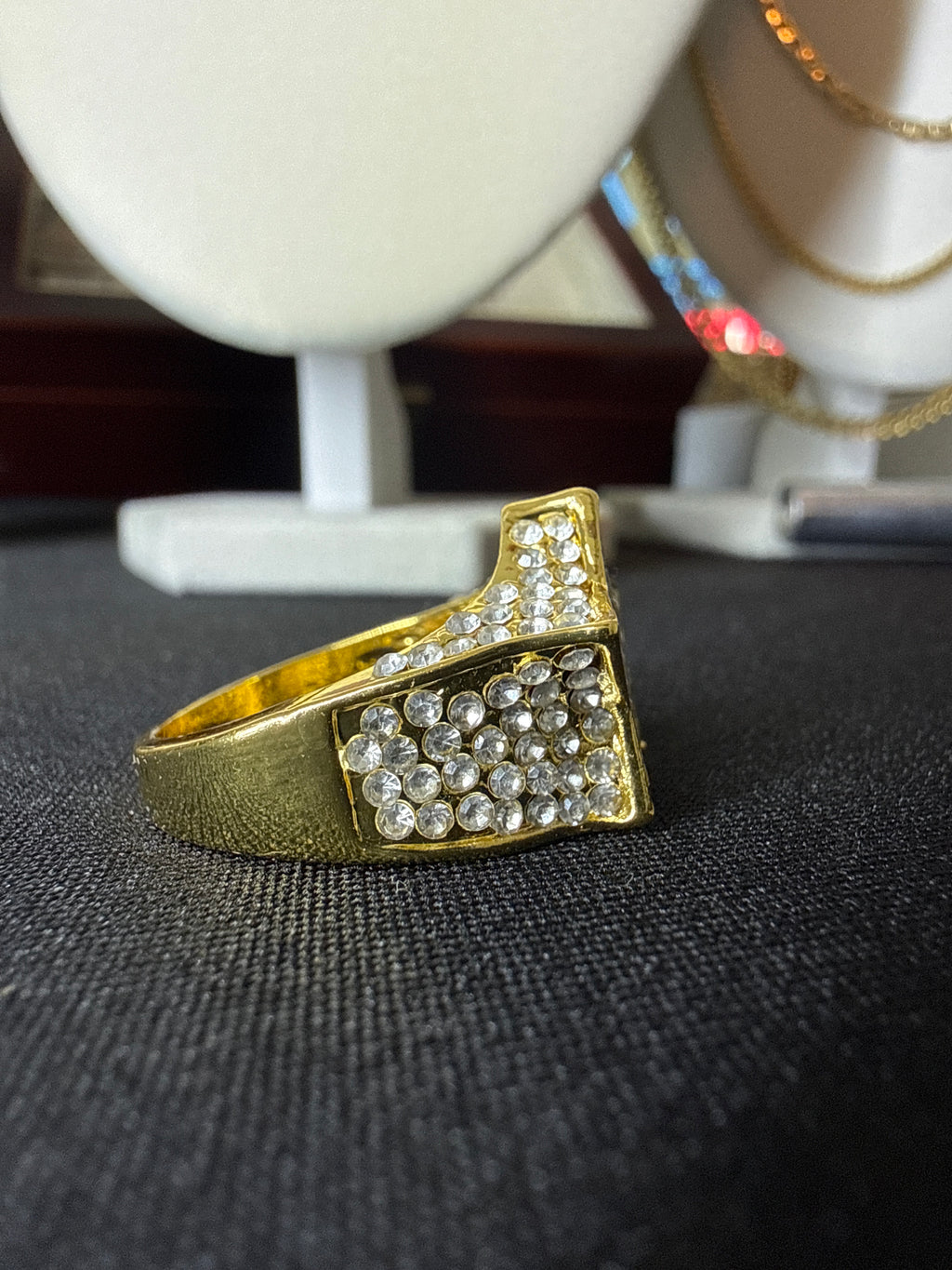 Stainless steel ring with CZ diamonds