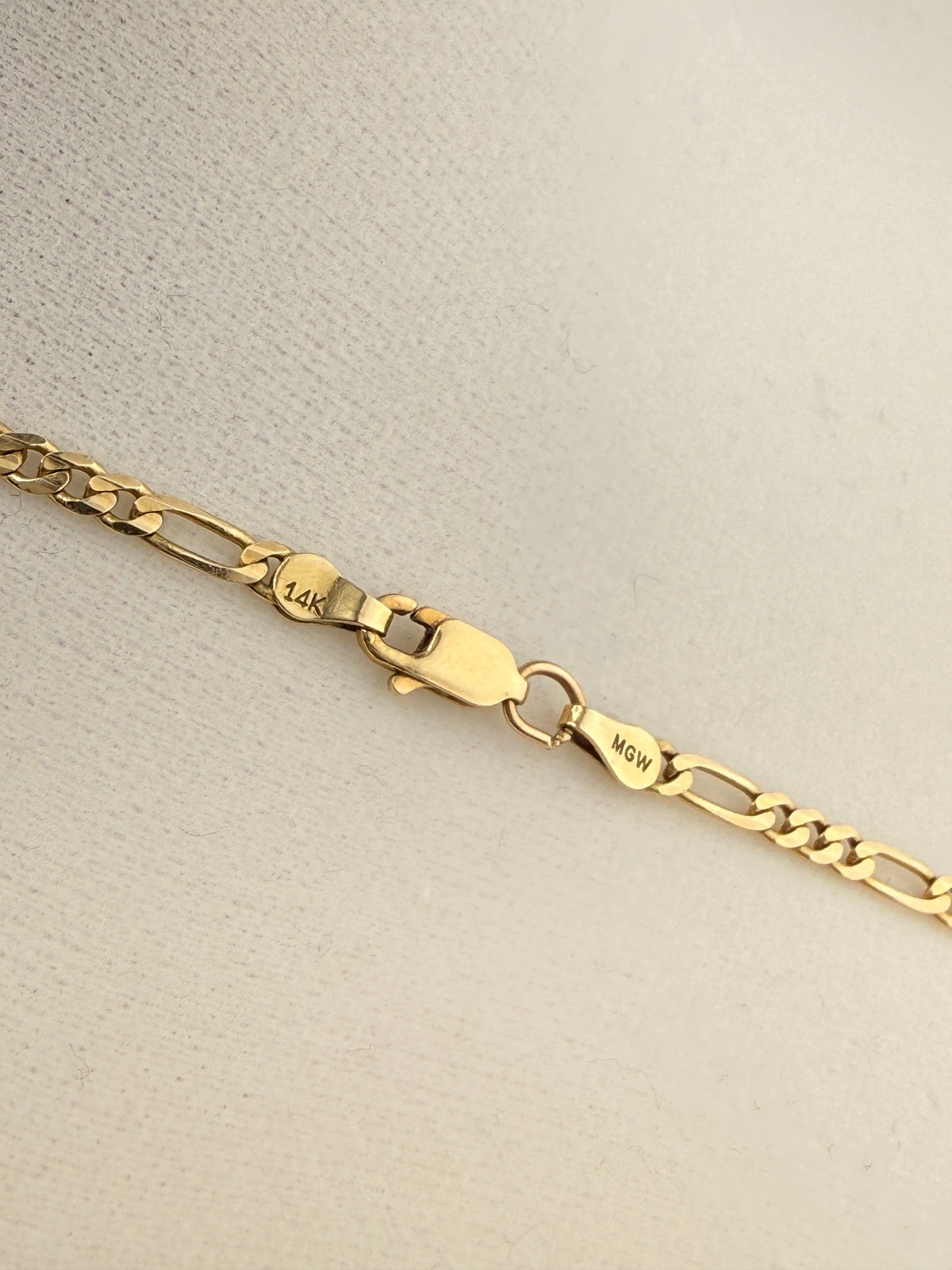 14K Solid Gold 3.15MM Figaro Chain — 24 Inches