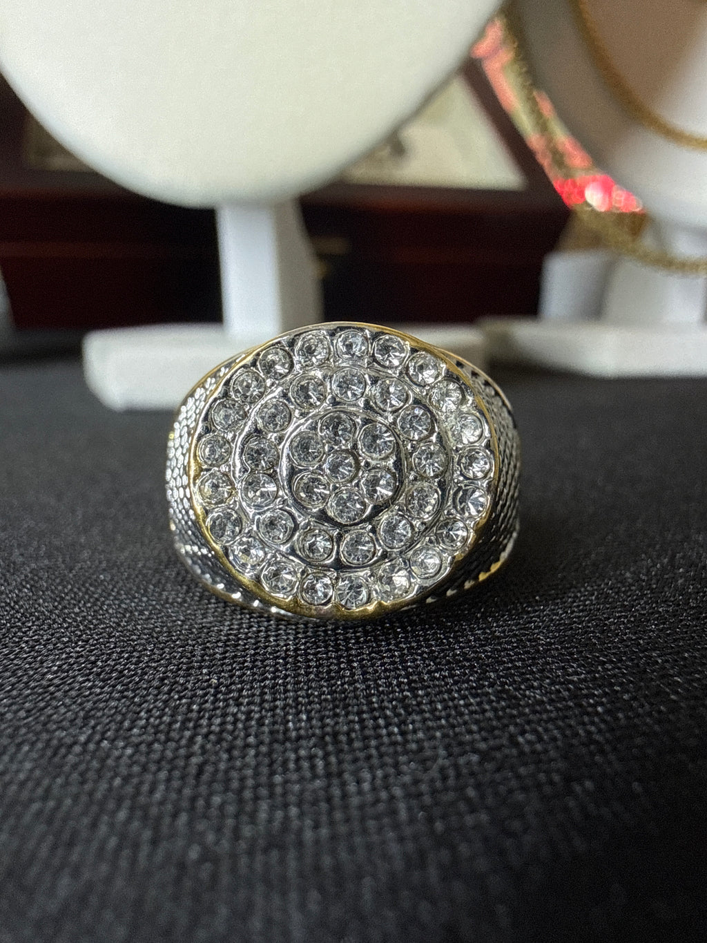 Stainless ring with CZ diamonds