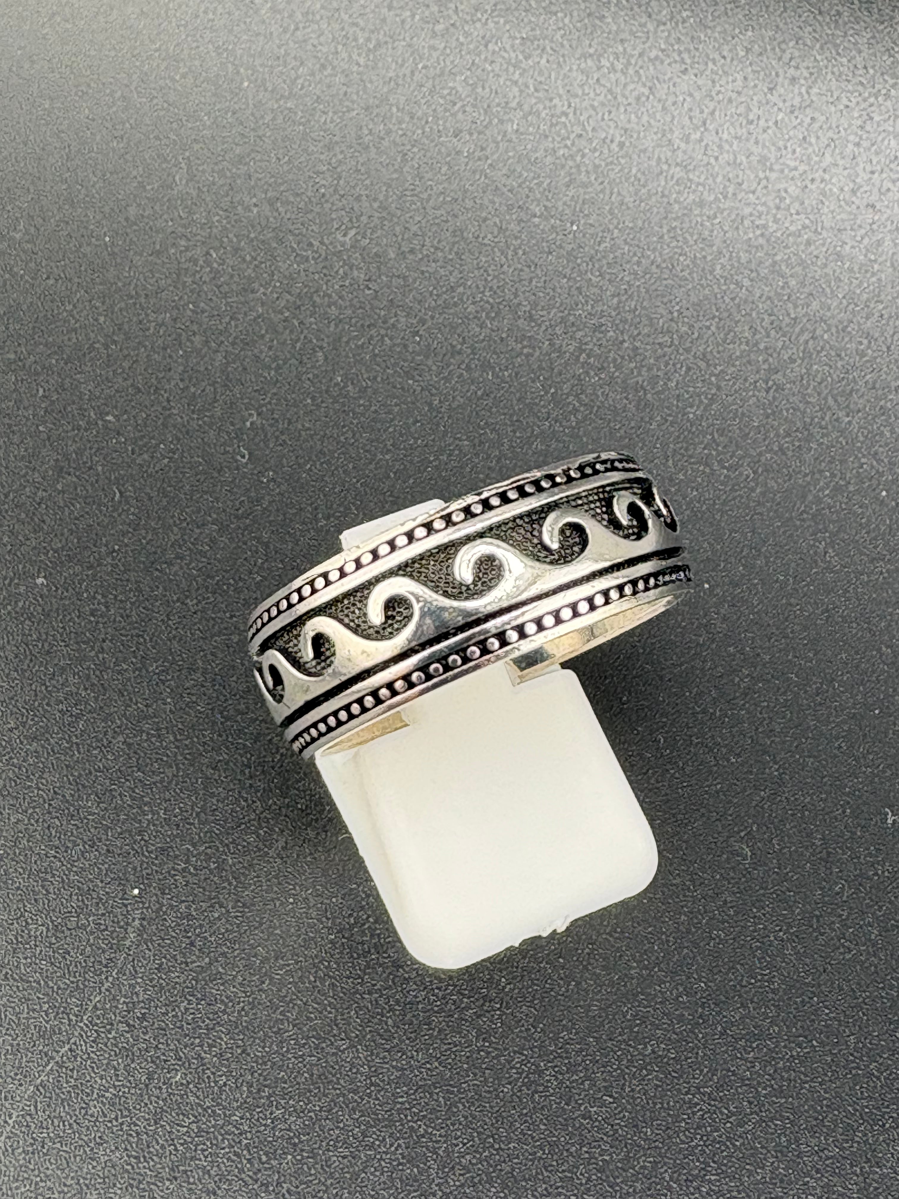 .925 Sterling Silver Tidal Wave Band – Size 11 – 7.1g