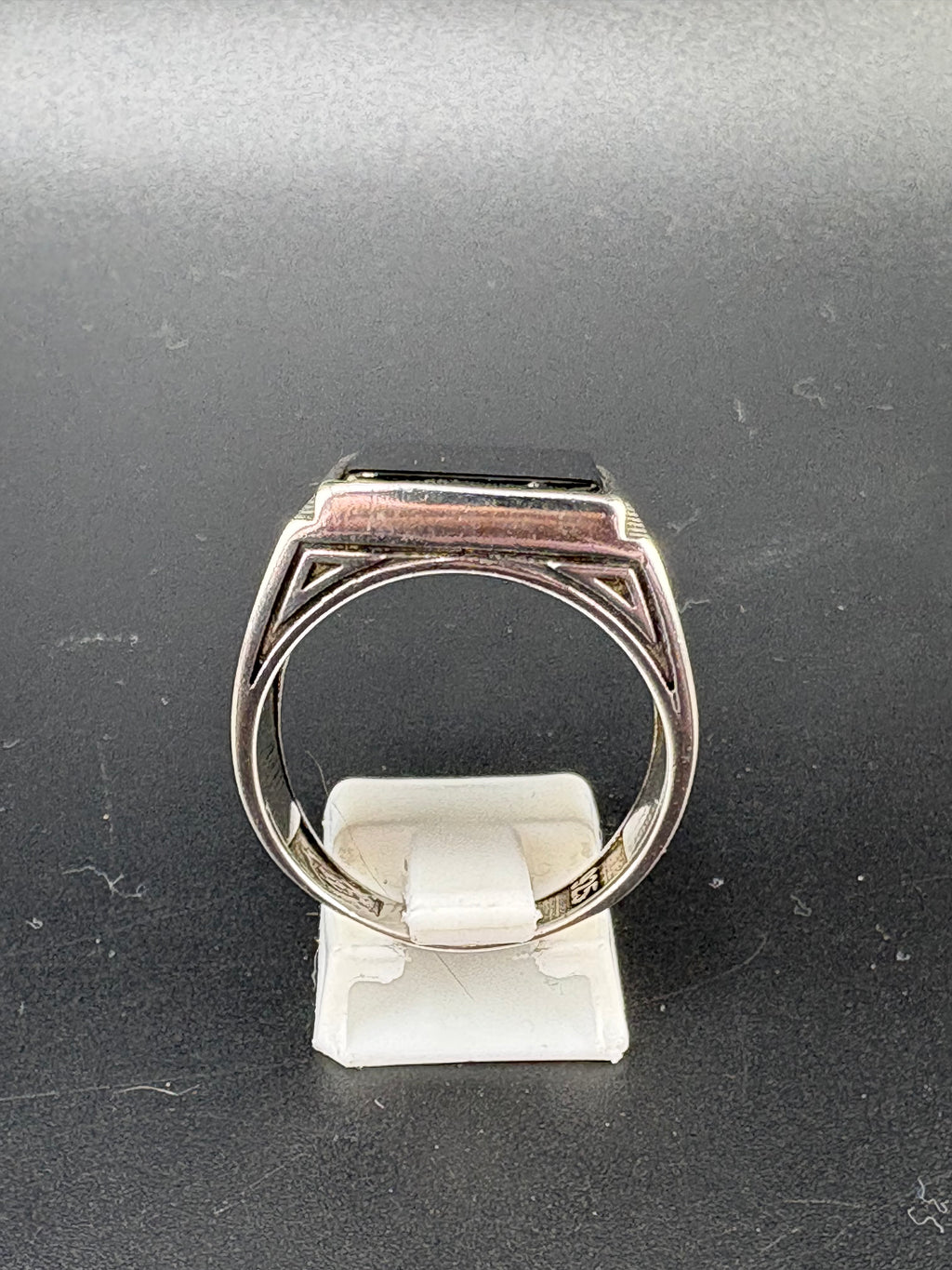 .925 Sterling Silver Square Onyx Ring – 10.54g