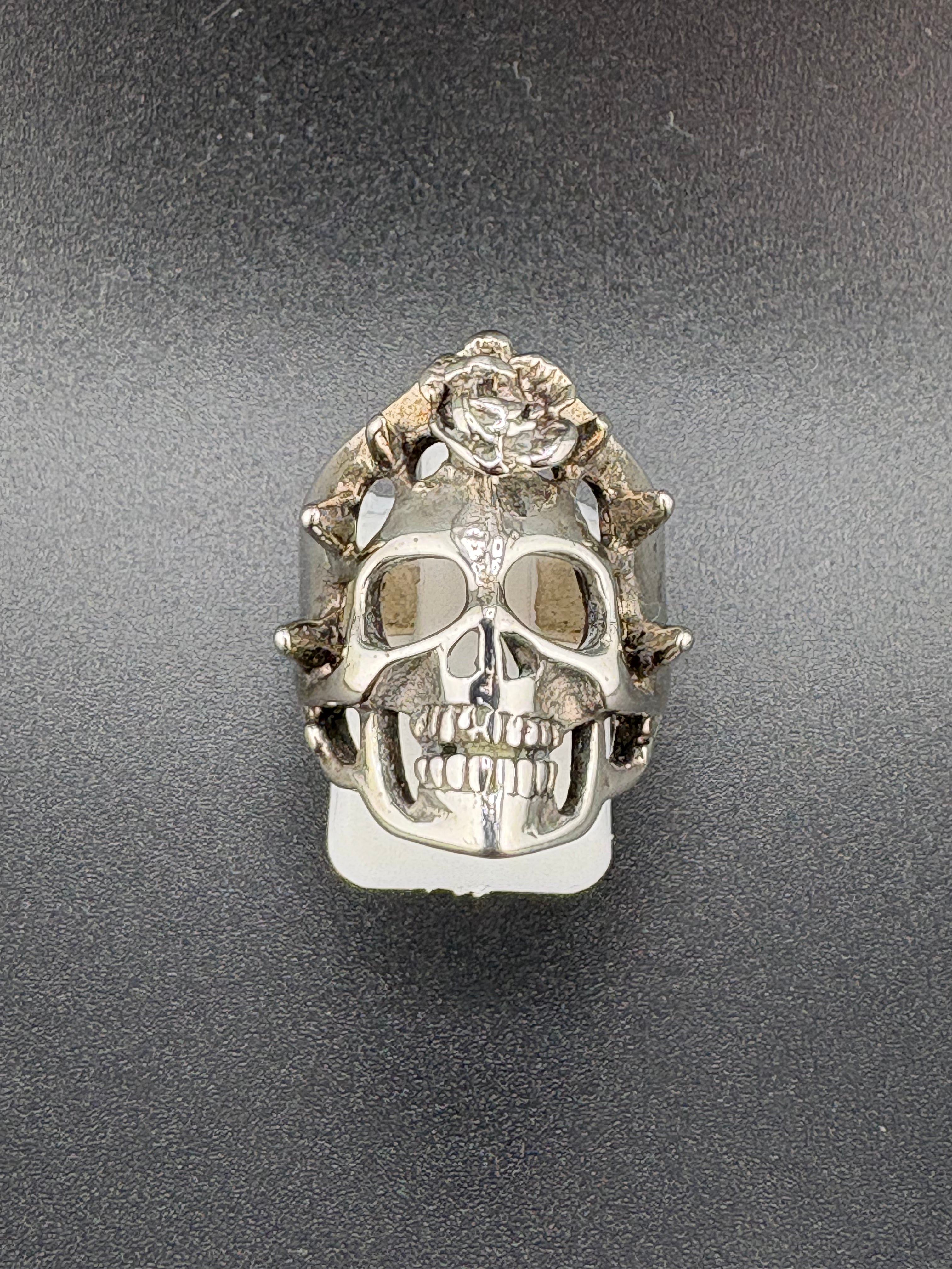 .925 Sterling Silver Skull & Rose Ring – 9g – Size 6.75
