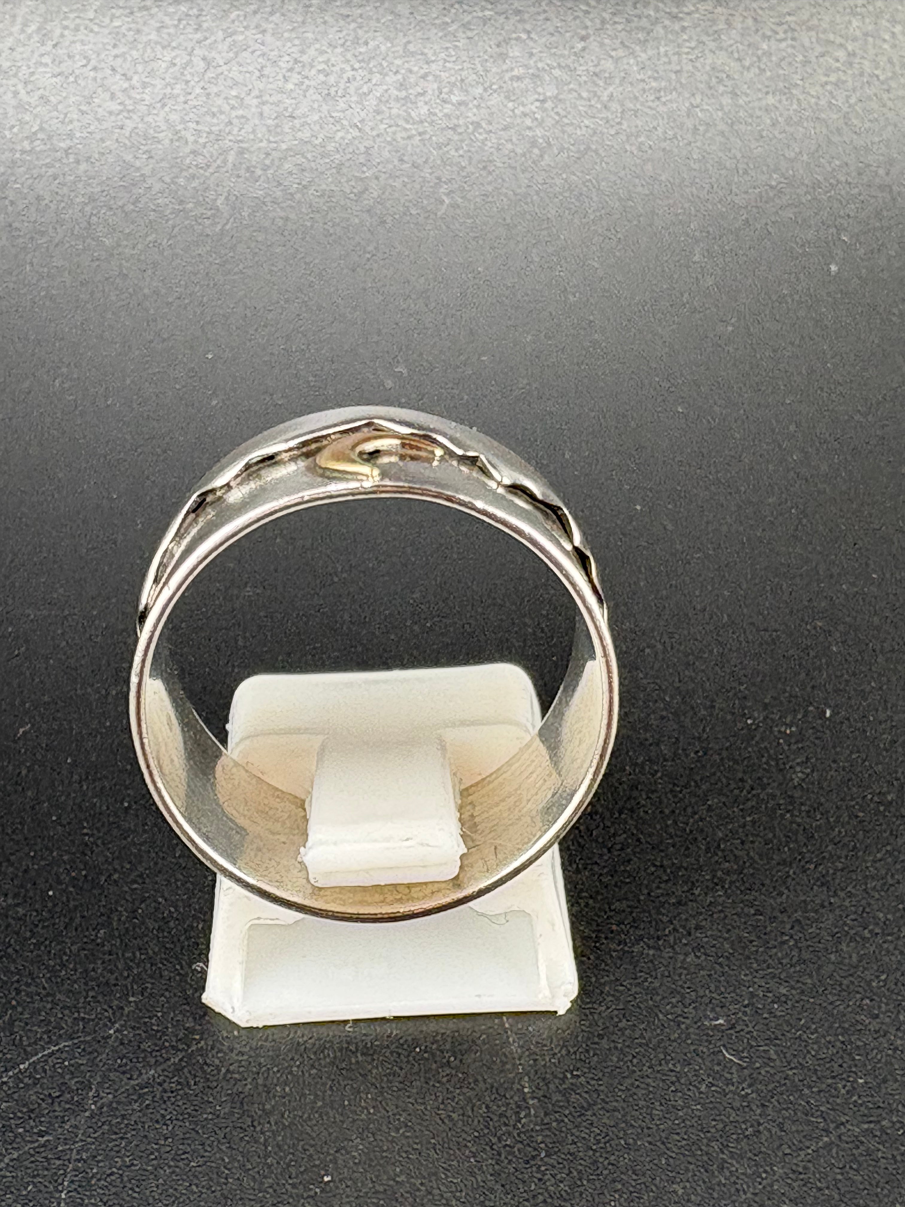 .925 Sterling Silver Moon & Mountain Ring – 5.73g – Size 8