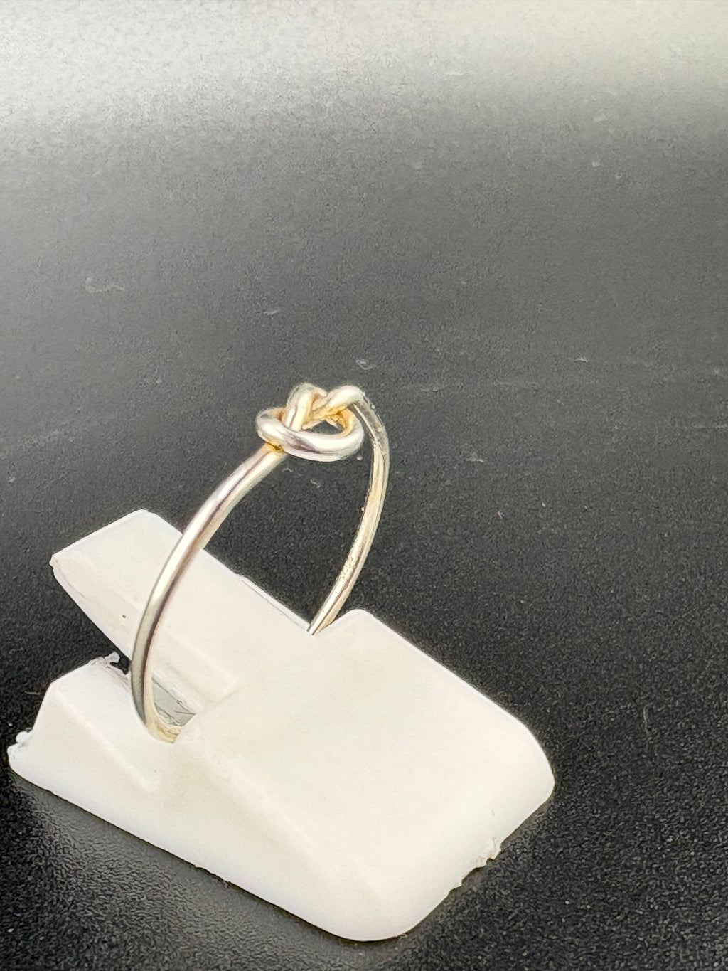 .925 Sterling Silver Knot Ring – 0.53g