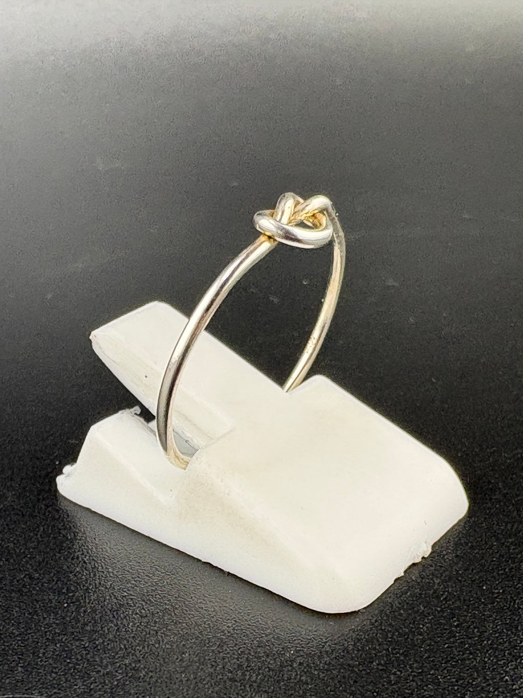 .925 Sterling Silver Knot Ring – 0.53g