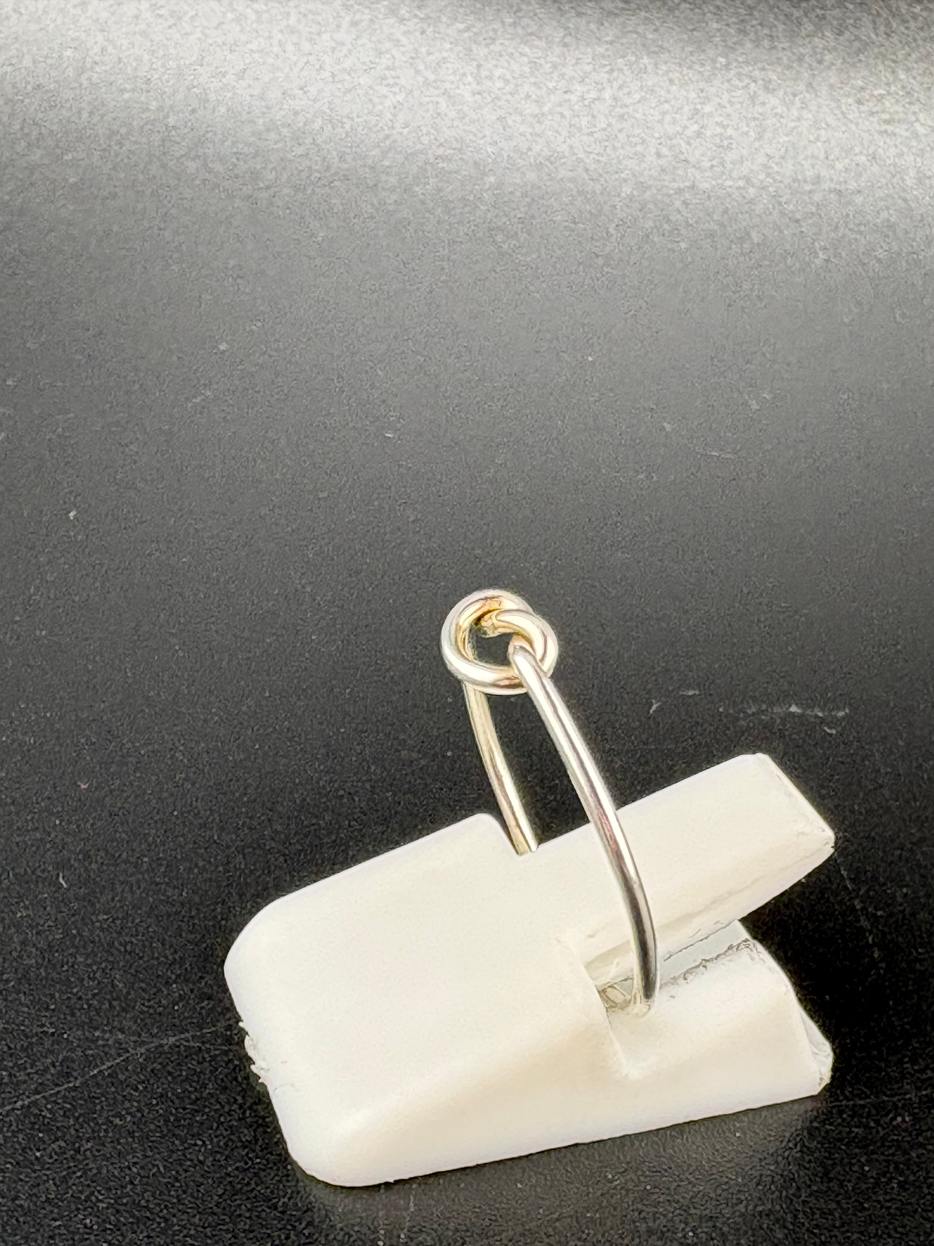 .925 Sterling Silver Knot Ring – 0.53g