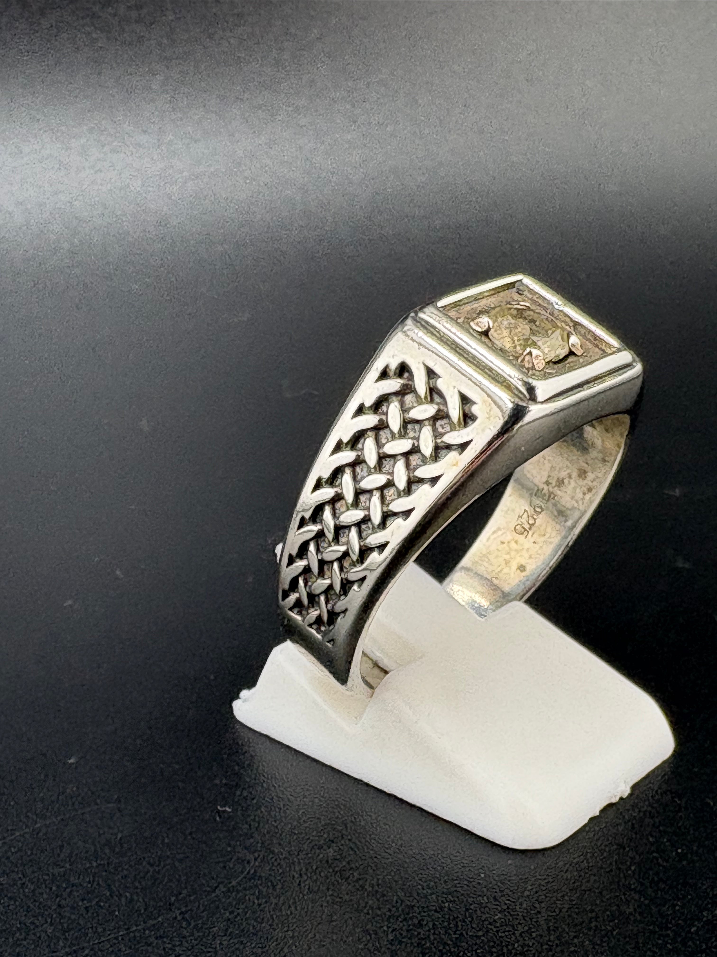 .925 Sterling Silver CZ Diamond Woven Ring – 8.8g – Size 11
