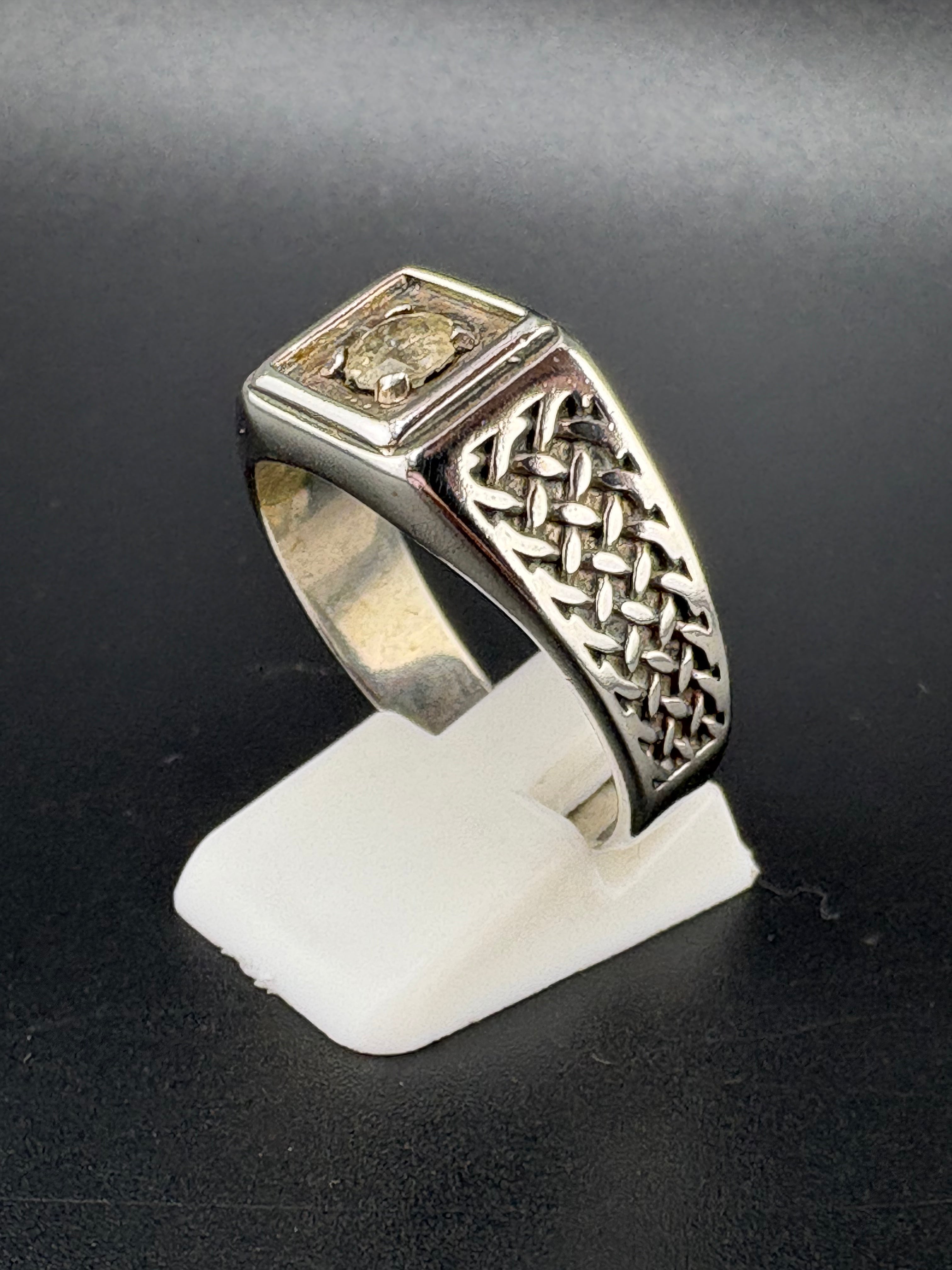 .925 Sterling Silver CZ Diamond Woven Ring – 8.8g – Size 11
