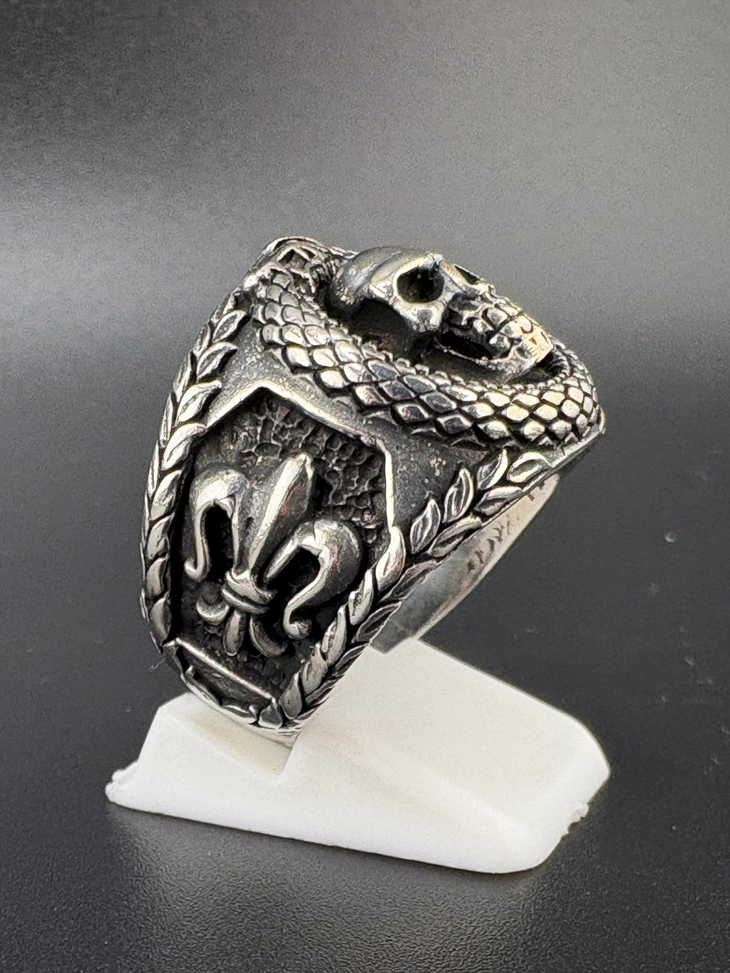 .925 Sterling Silver Skull & Snake Ring – 10.5g – Size 10
