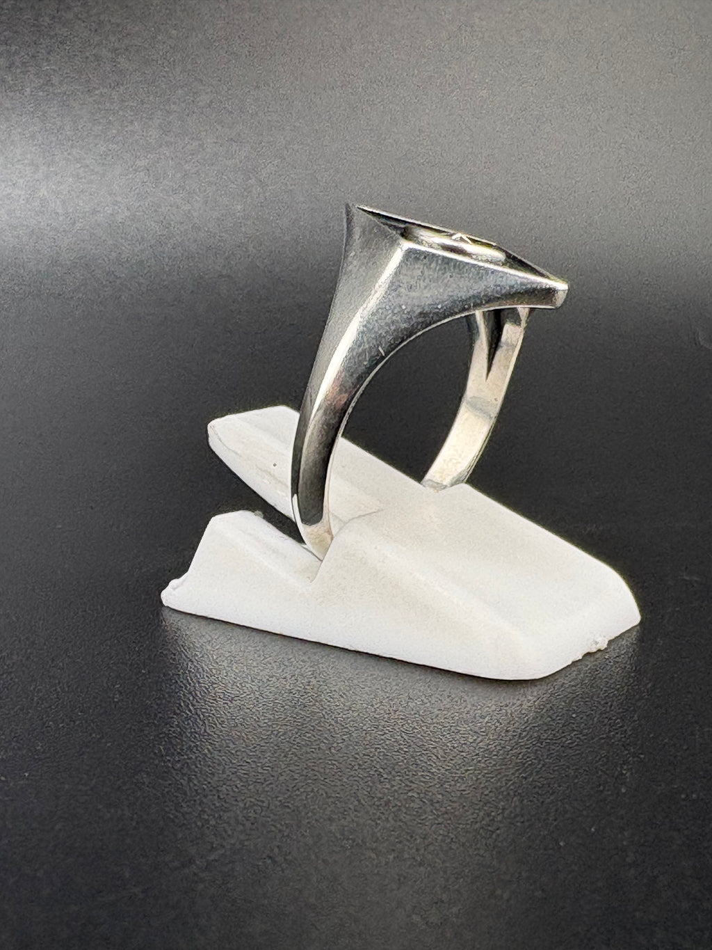 .925 Sterling Silver Celestial Moon & Star Ring – 2.29g – Size 6