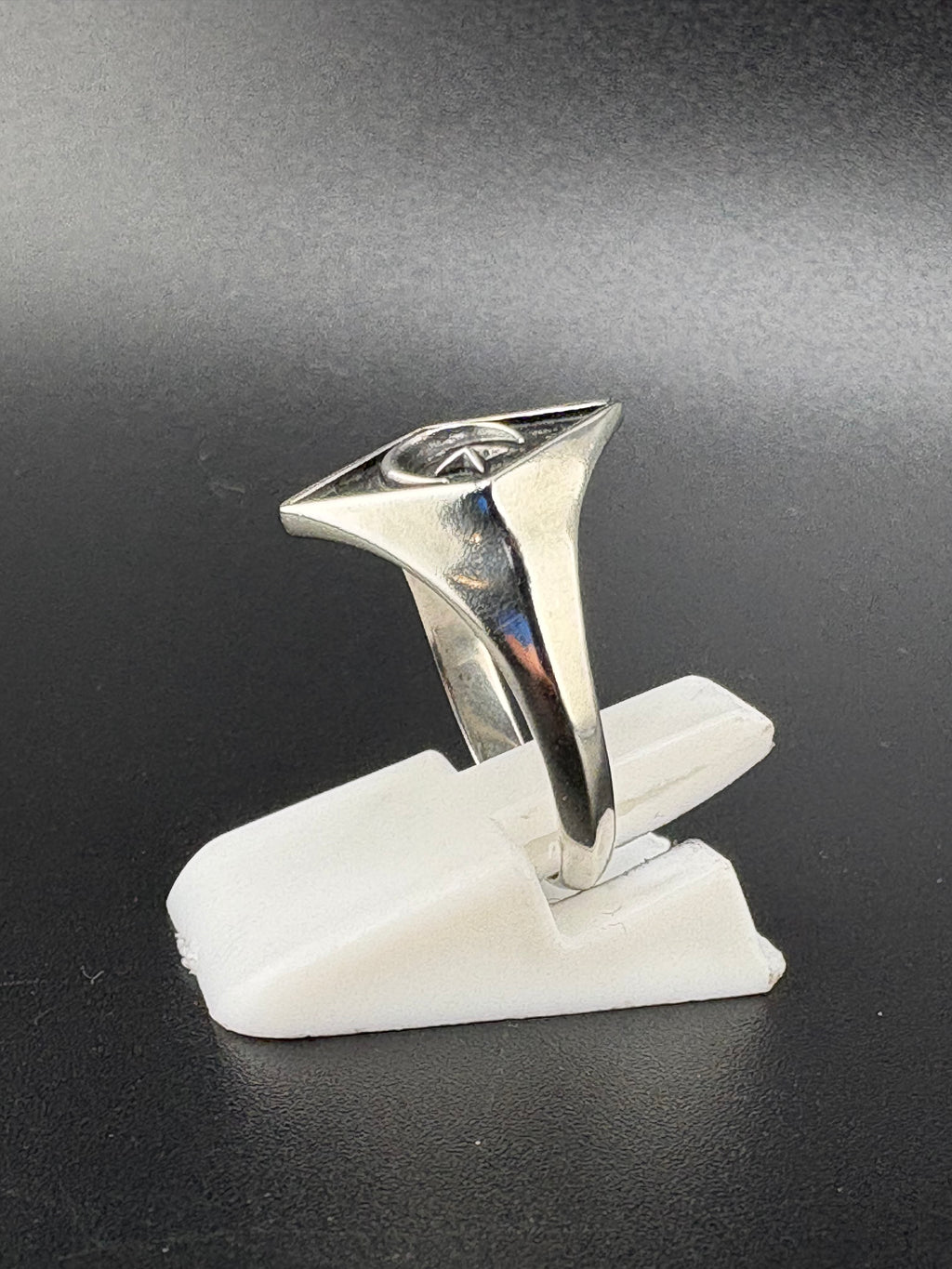 .925 Sterling Silver Celestial Moon & Star Ring – 2.29g – Size 6