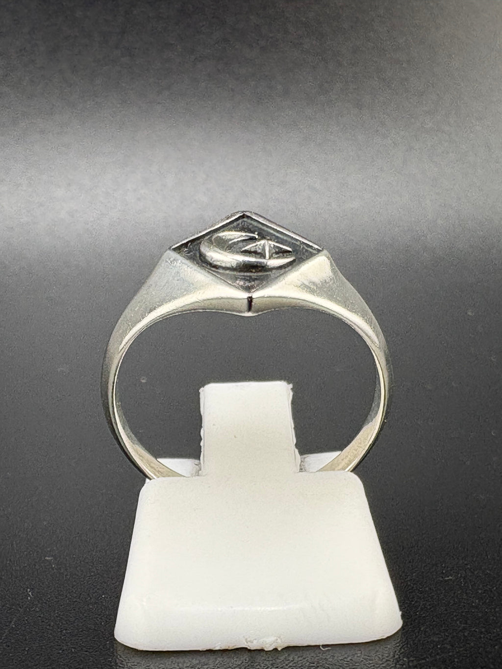 .925 Sterling Silver Celestial Moon & Star Ring – 2.29g – Size 6