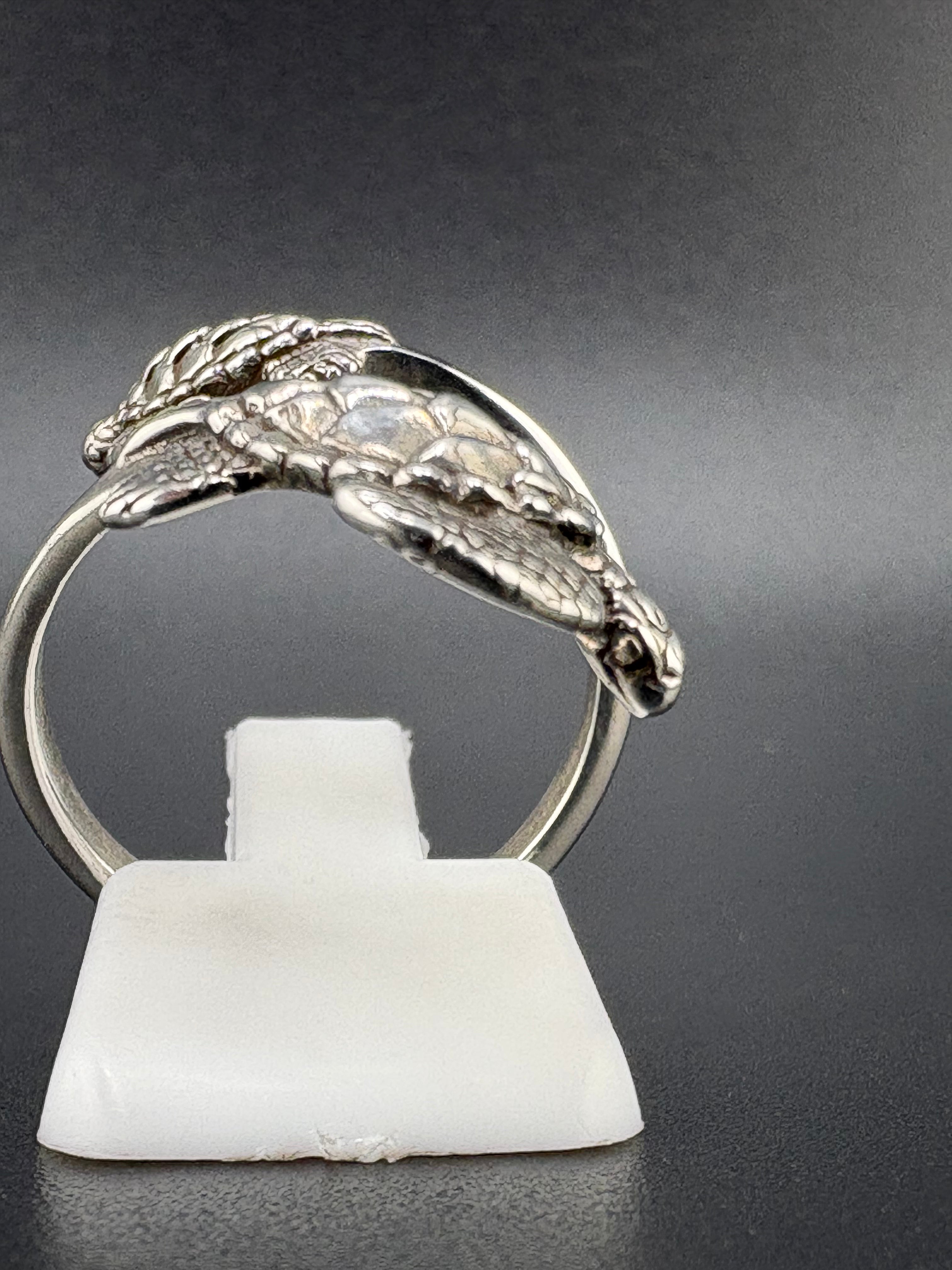 .925 Sterling Silver Two Turtle Ring – 4g – Size 7 Adjustable