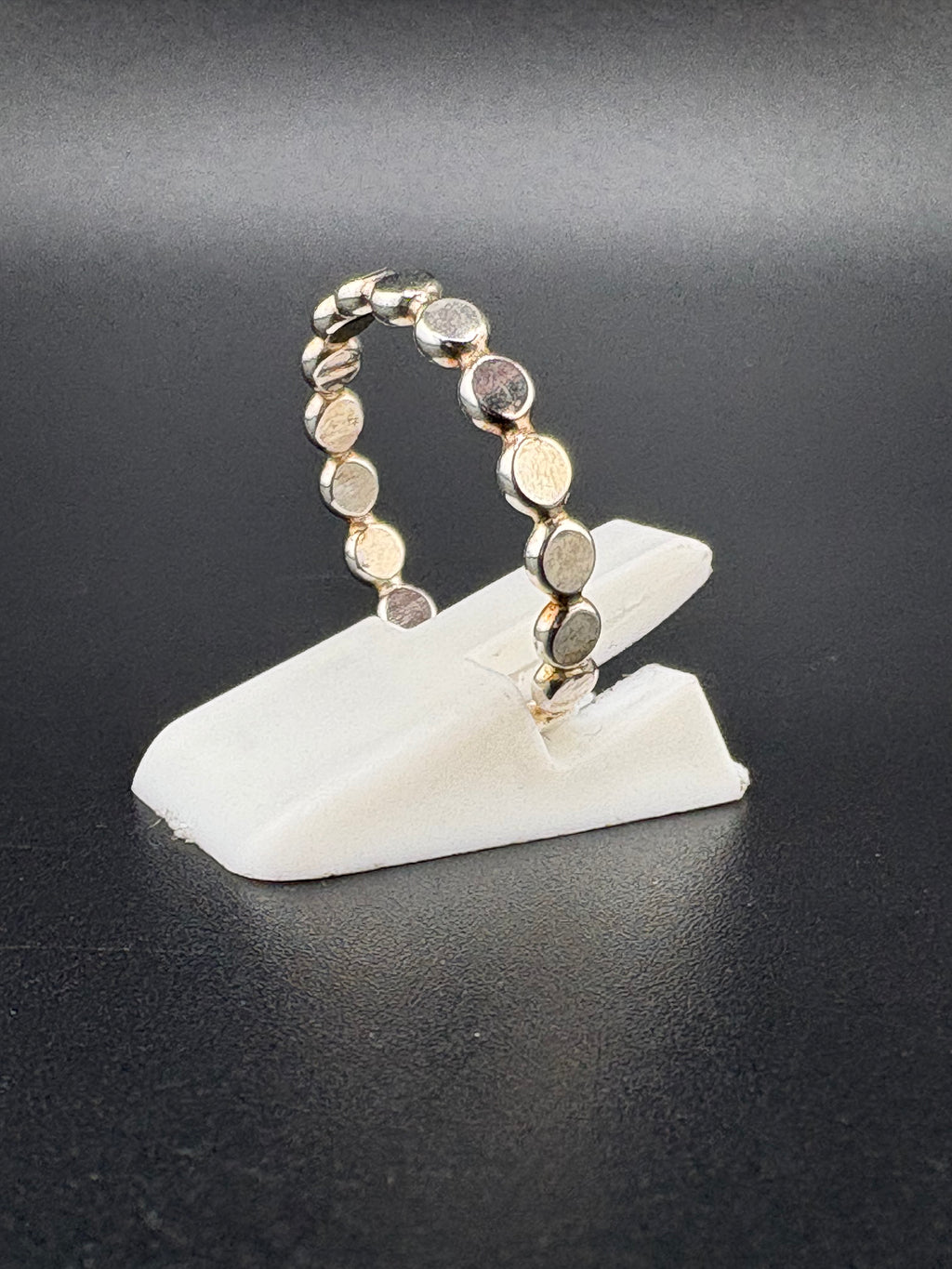 .925 Sterling Silver Dainty Circle Ring – 1.87g