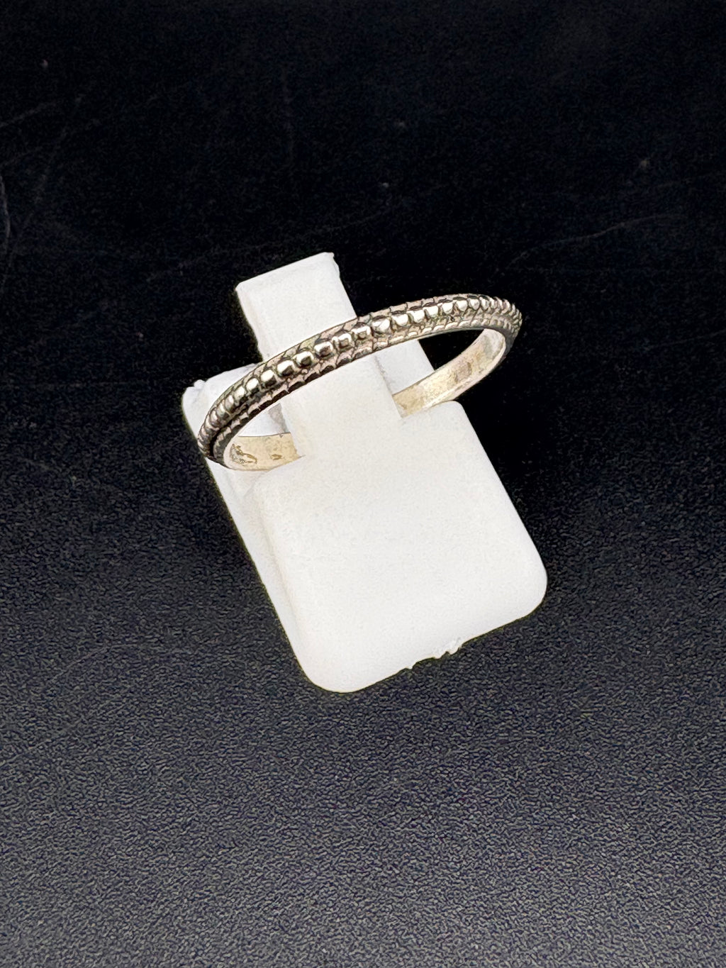 .925 Sterling Silver Textured Dainty Ring – 1.11g