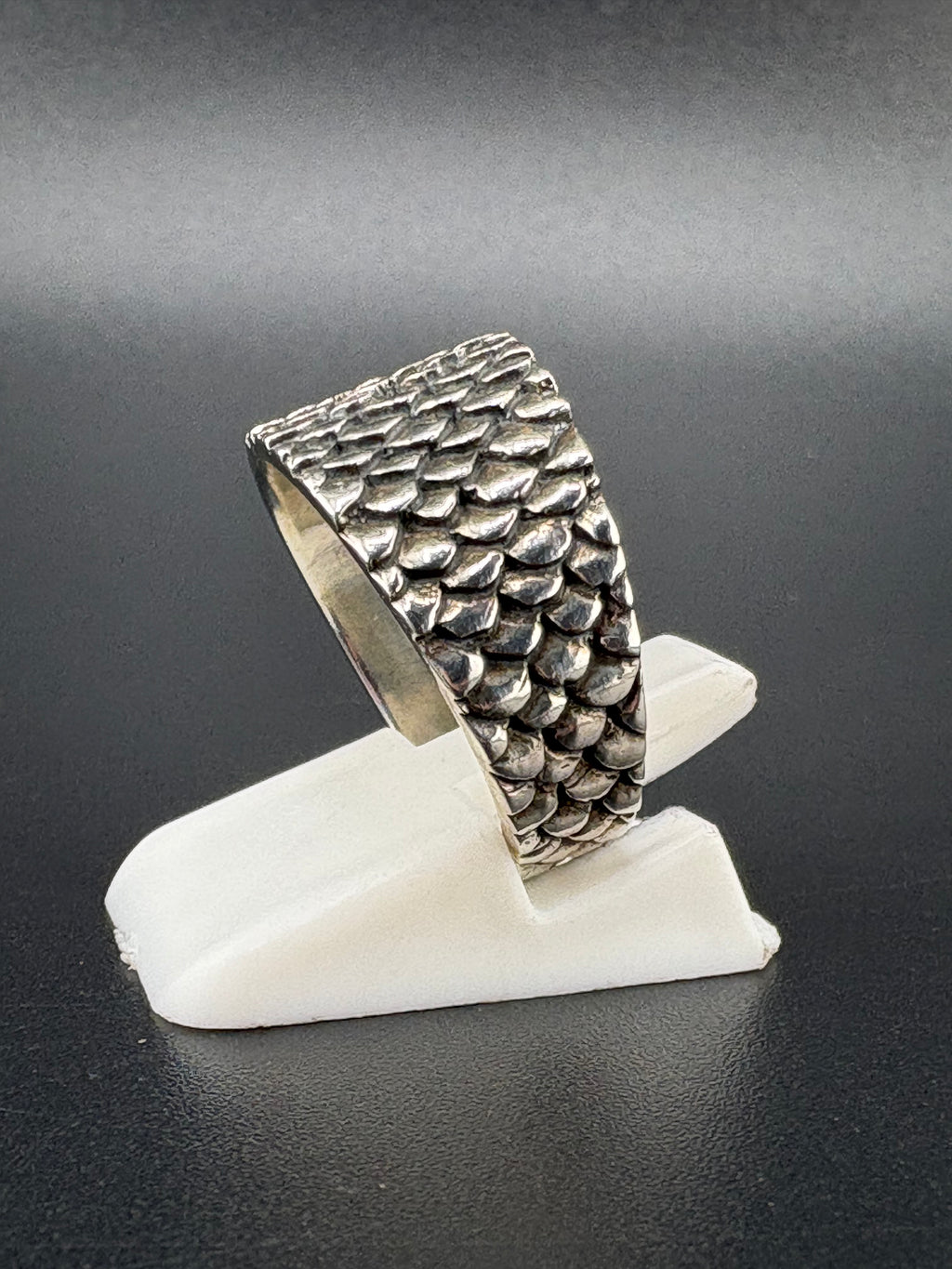 .925 Sterling Silver Dragon Scale Ring – 4.56g