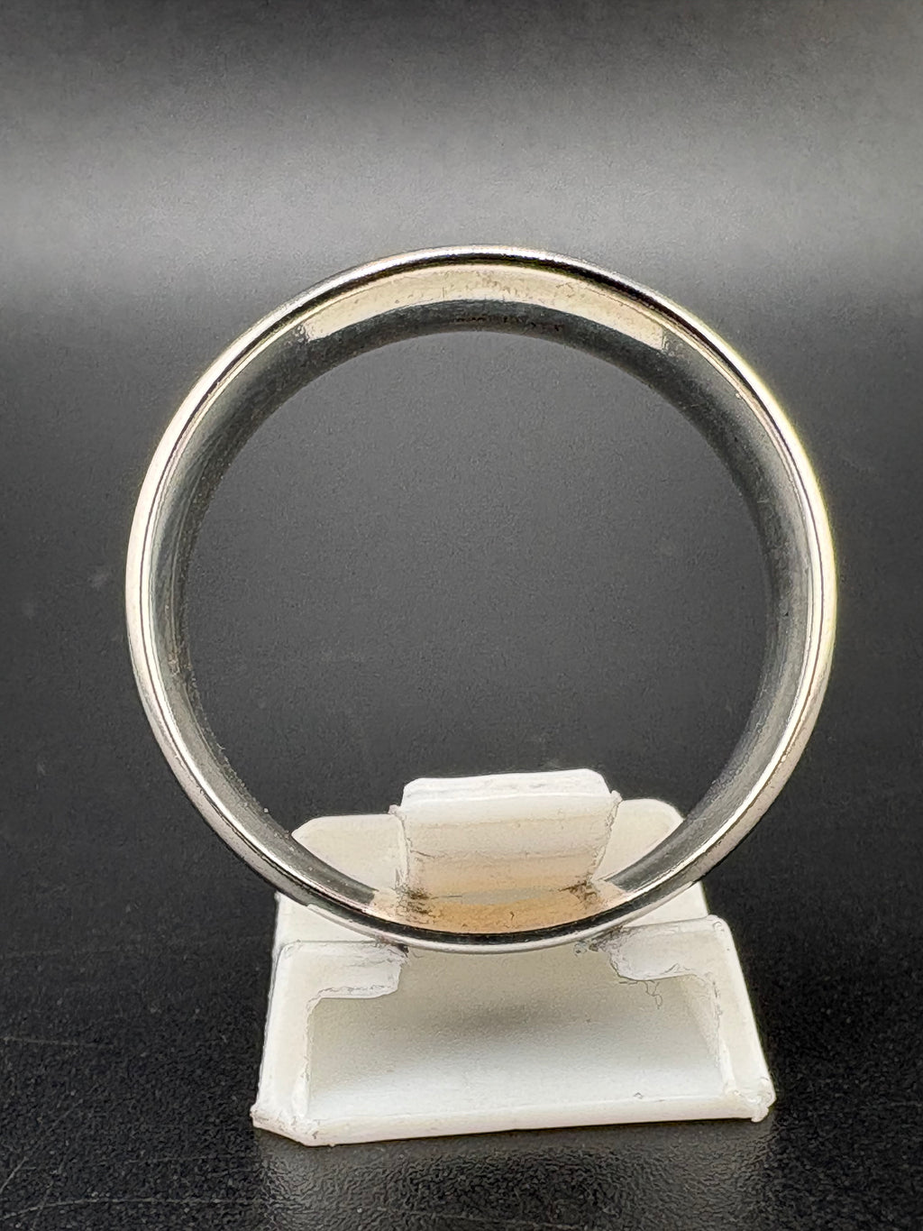 .925 Sterling Silver Black & Silver Band Ring – 5.5g – Size 10
