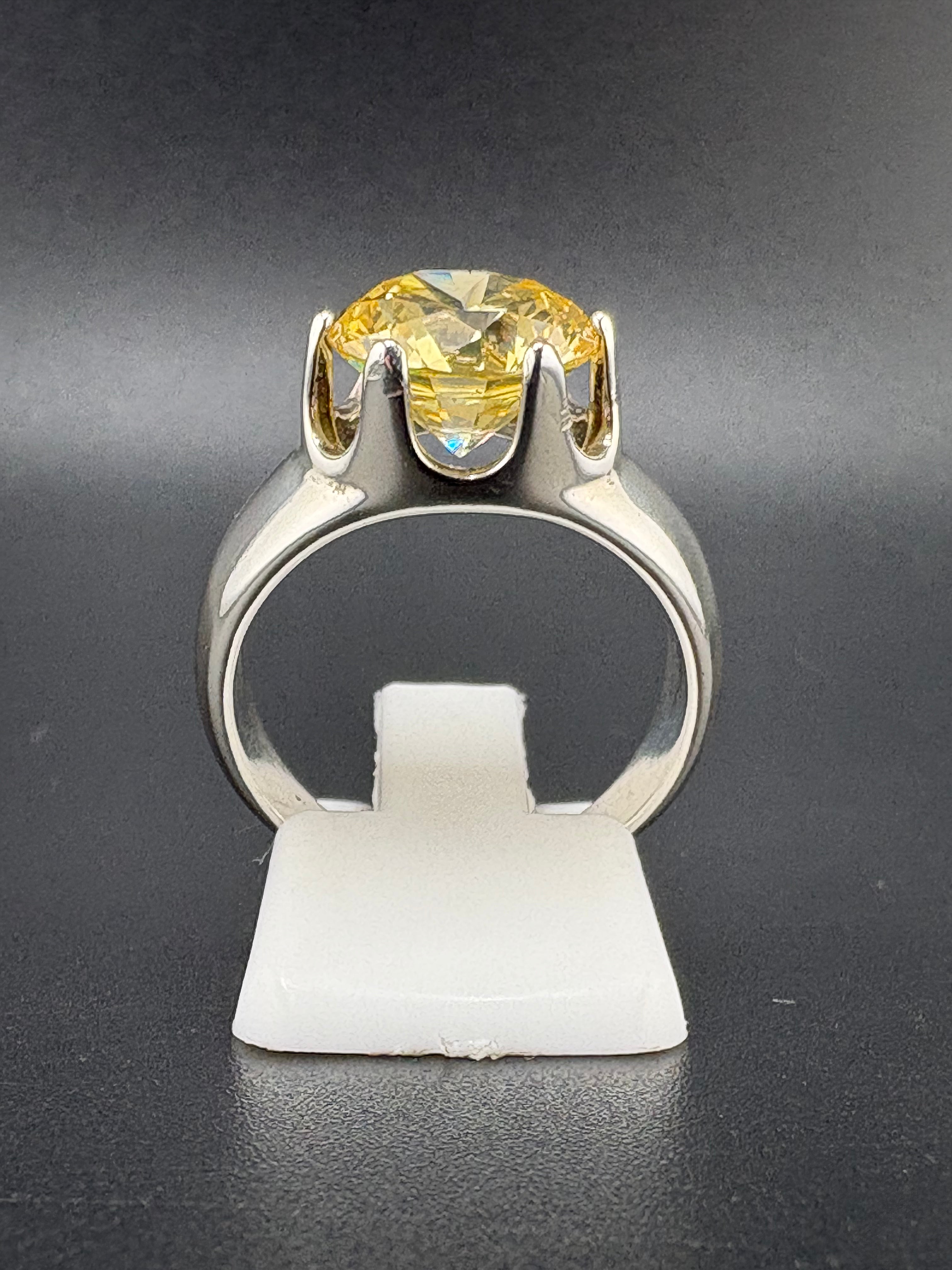 .925 Sterling Silver 4ct Canary Yellow CZ Ring – 6.48g – Size 7