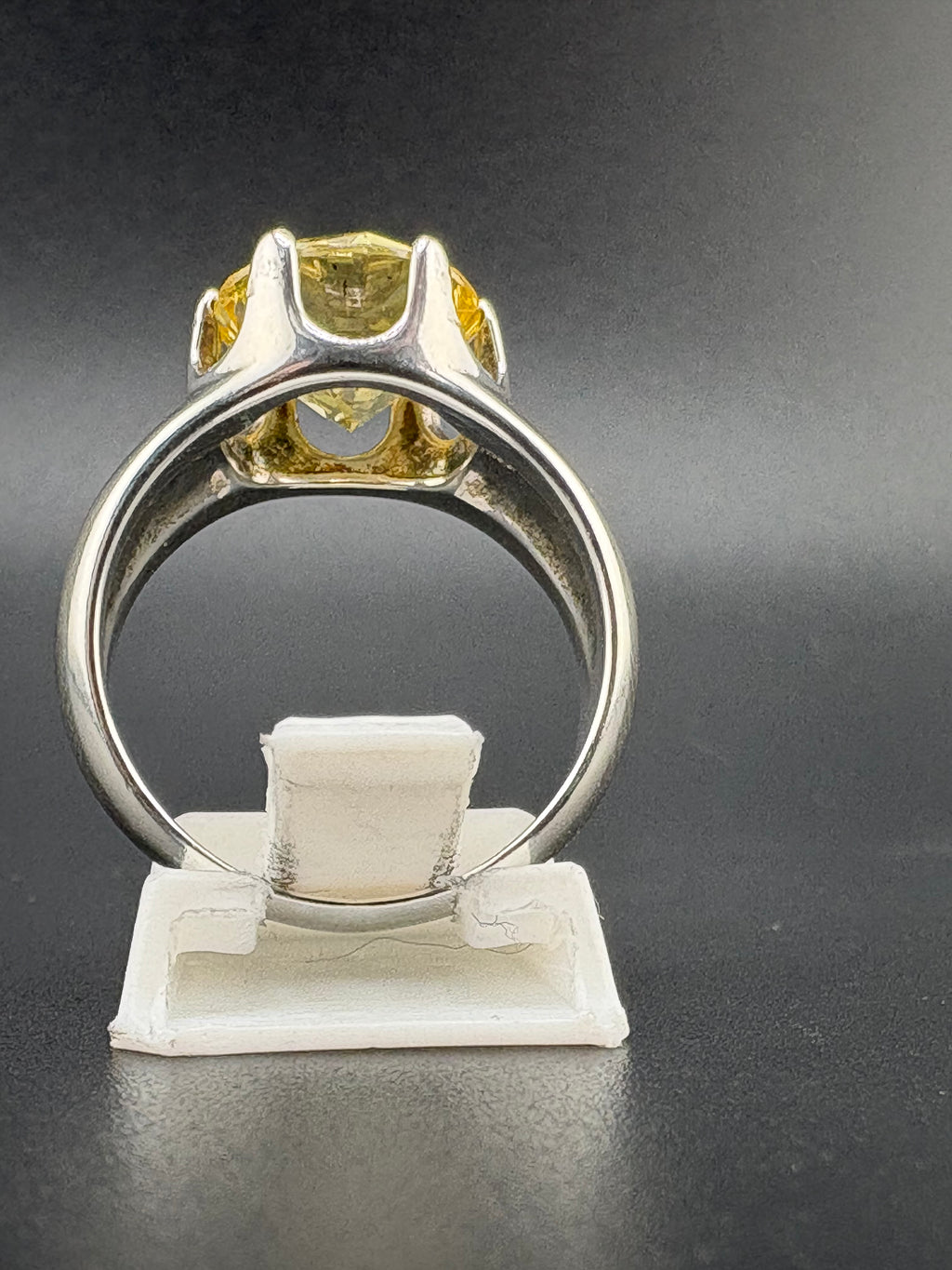 .925 Sterling Silver 4ct Canary Yellow CZ Ring – 6.48g – Size 7