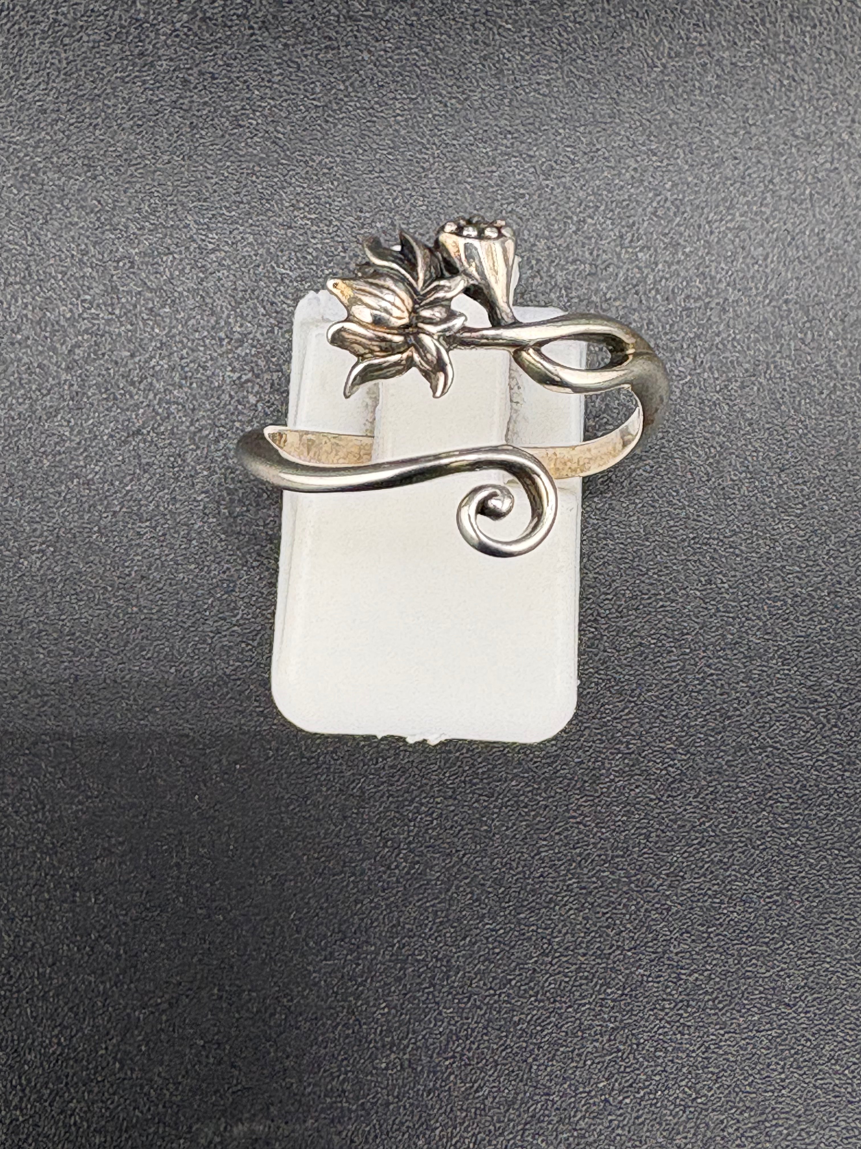.925 Sterling Silver Lotus Flower Ring – 3.21g – Size 7.5 Adjustable