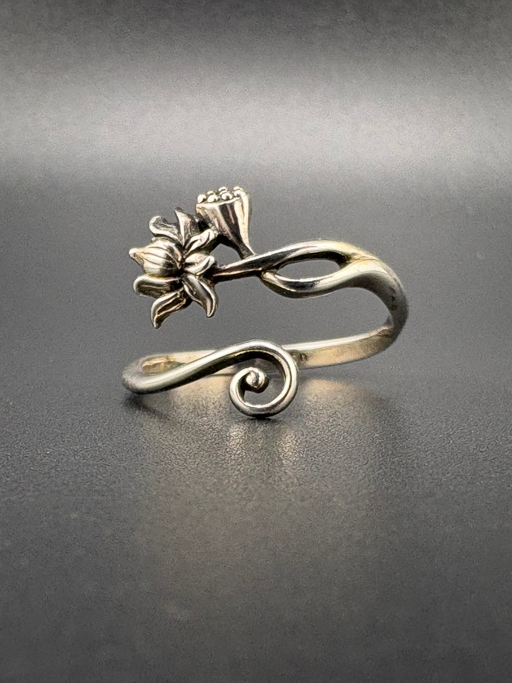 .925 Sterling Silver Lotus Flower Ring – 3.21g – Size 7.5 Adjustable