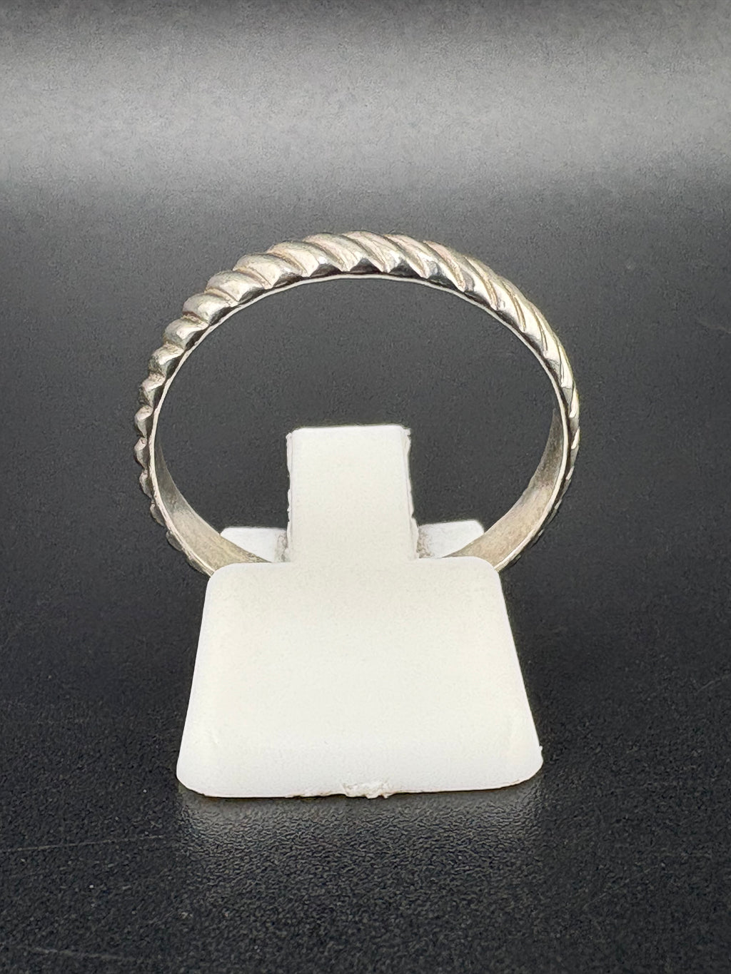 .925 Sterling Silver Textured Band Ring – 1.9g – Size 9