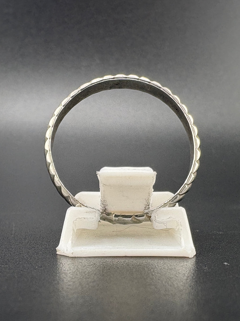 .925 Sterling Silver Textured Band Ring – 1.9g – Size 9
