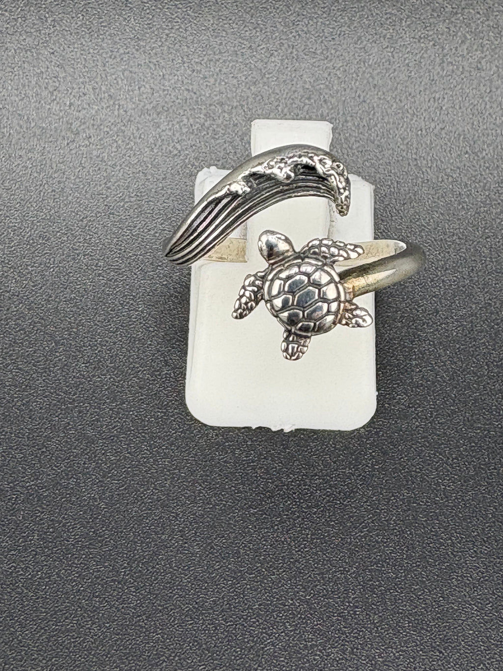 .925 Sterling Silver Turtle & Wave Ring – 2.52g – Size 7