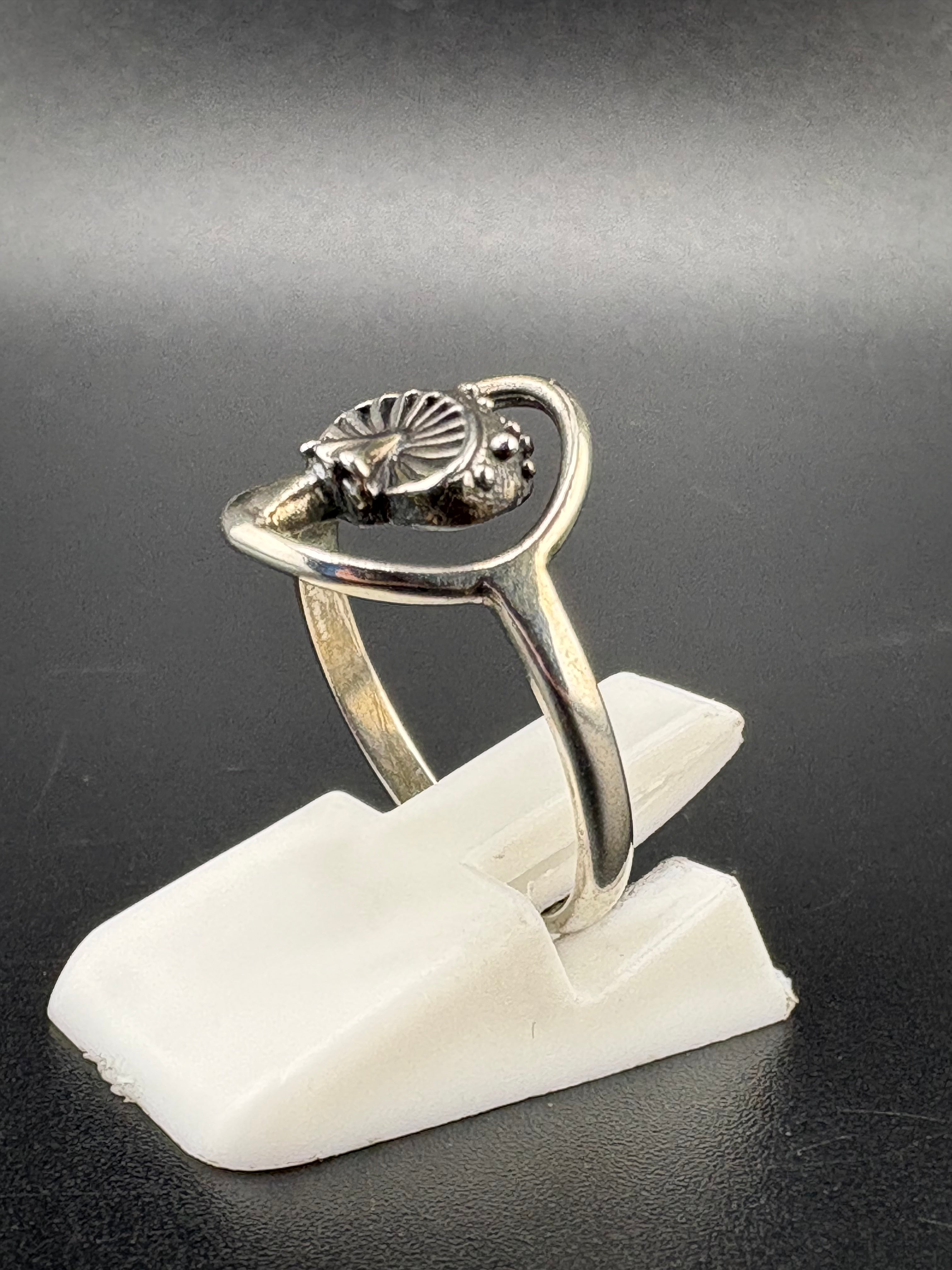 .925 Sterling Silver Mushroom Ring – 1.75g – Size 6