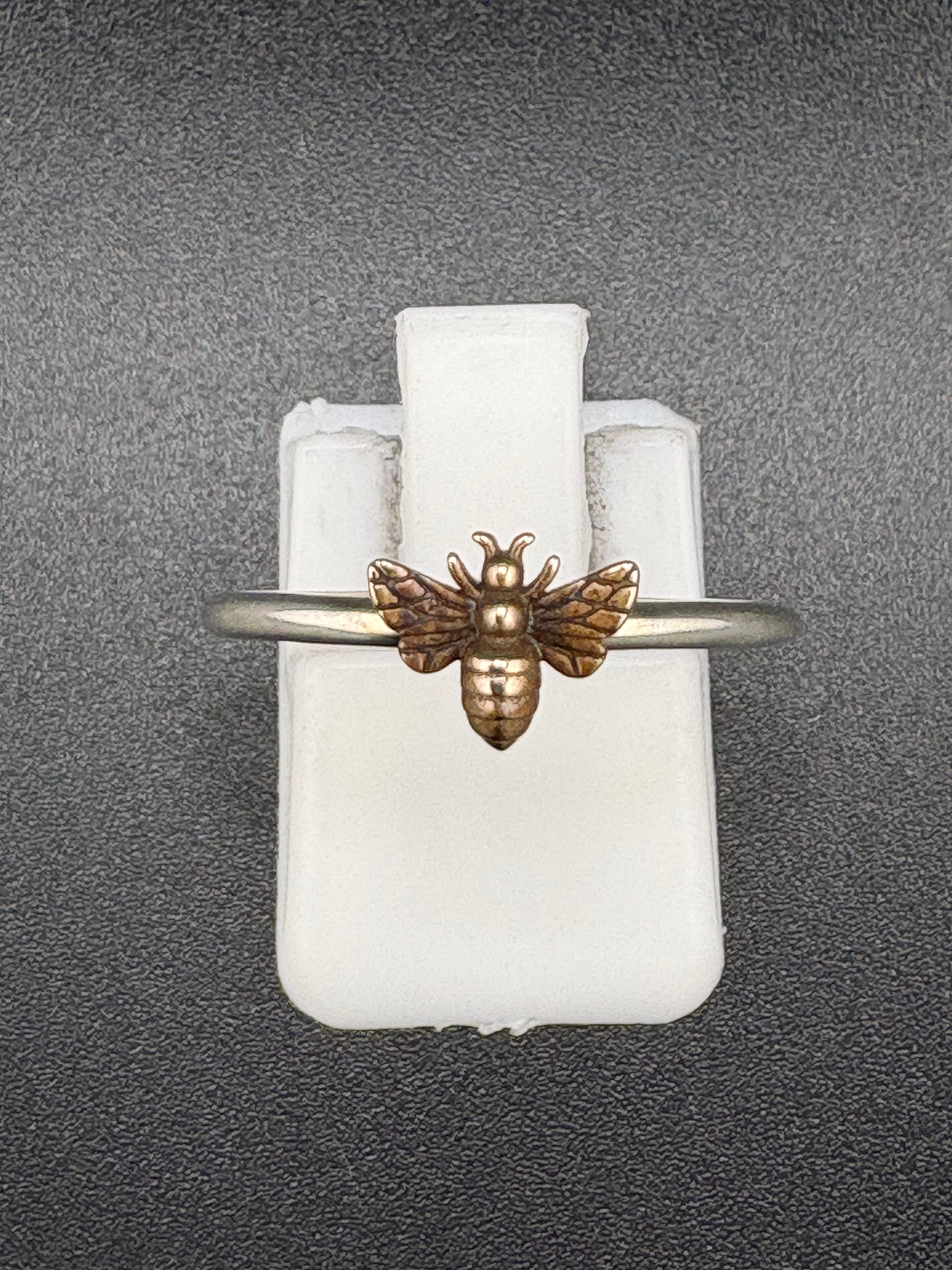 .925 Sterling Silver Bumblebee Ring – 1g – Size 7
