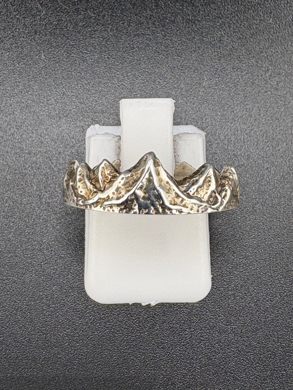 .925 Sterling Silver Mountain Peak Ring – 2.6g – Size 7