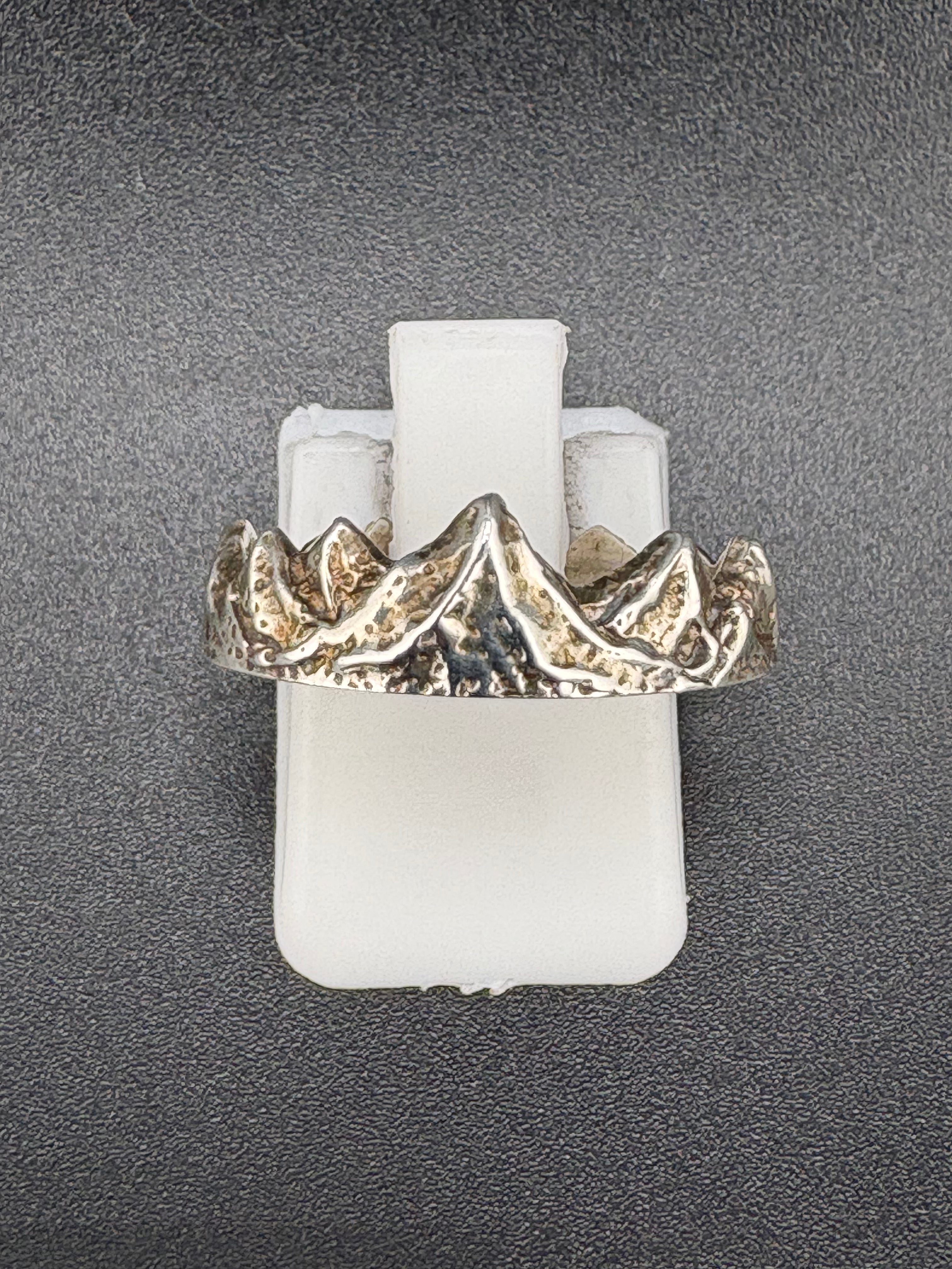 .925 Sterling Silver Mountain Peak Ring – 2.6g – Size 7
