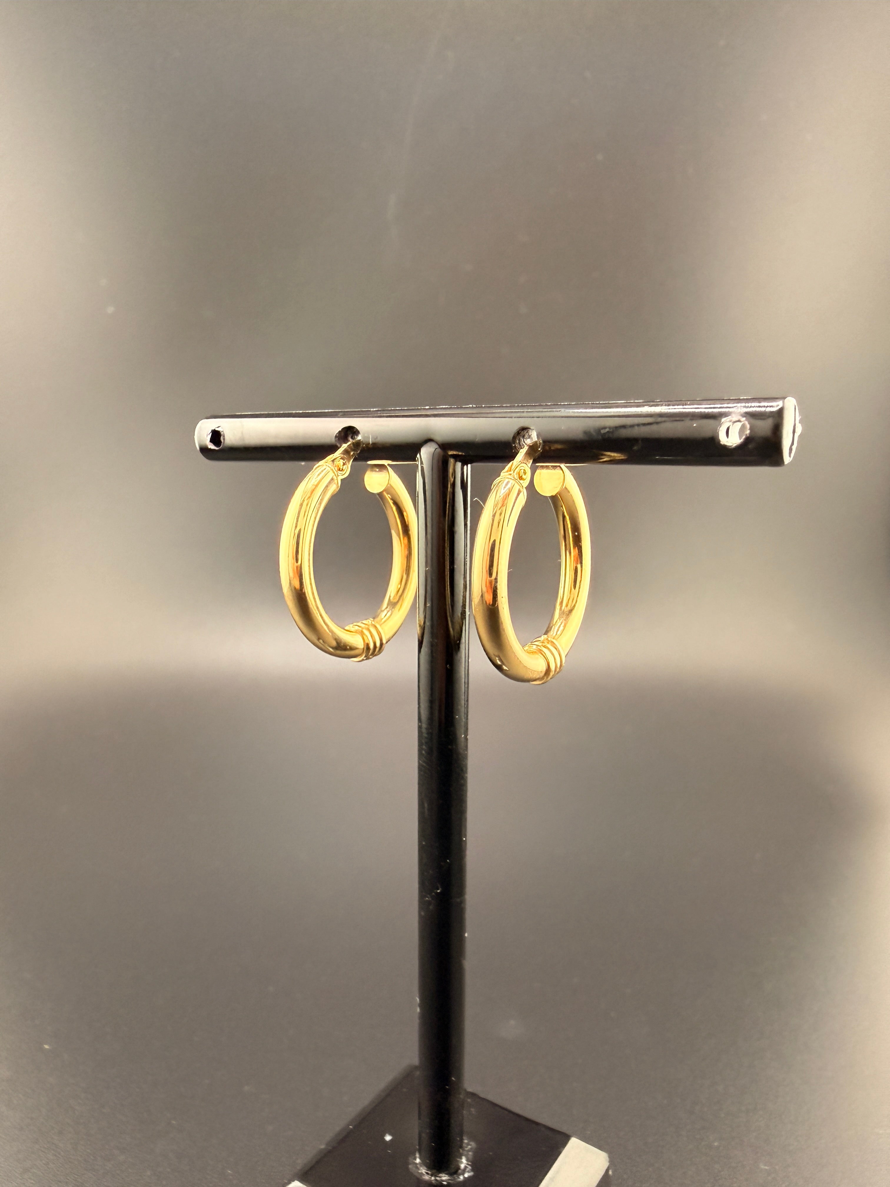 14K Solid Gold Hoop Earrings – Classic Lightweight Real Gold Hoops (2.2g)