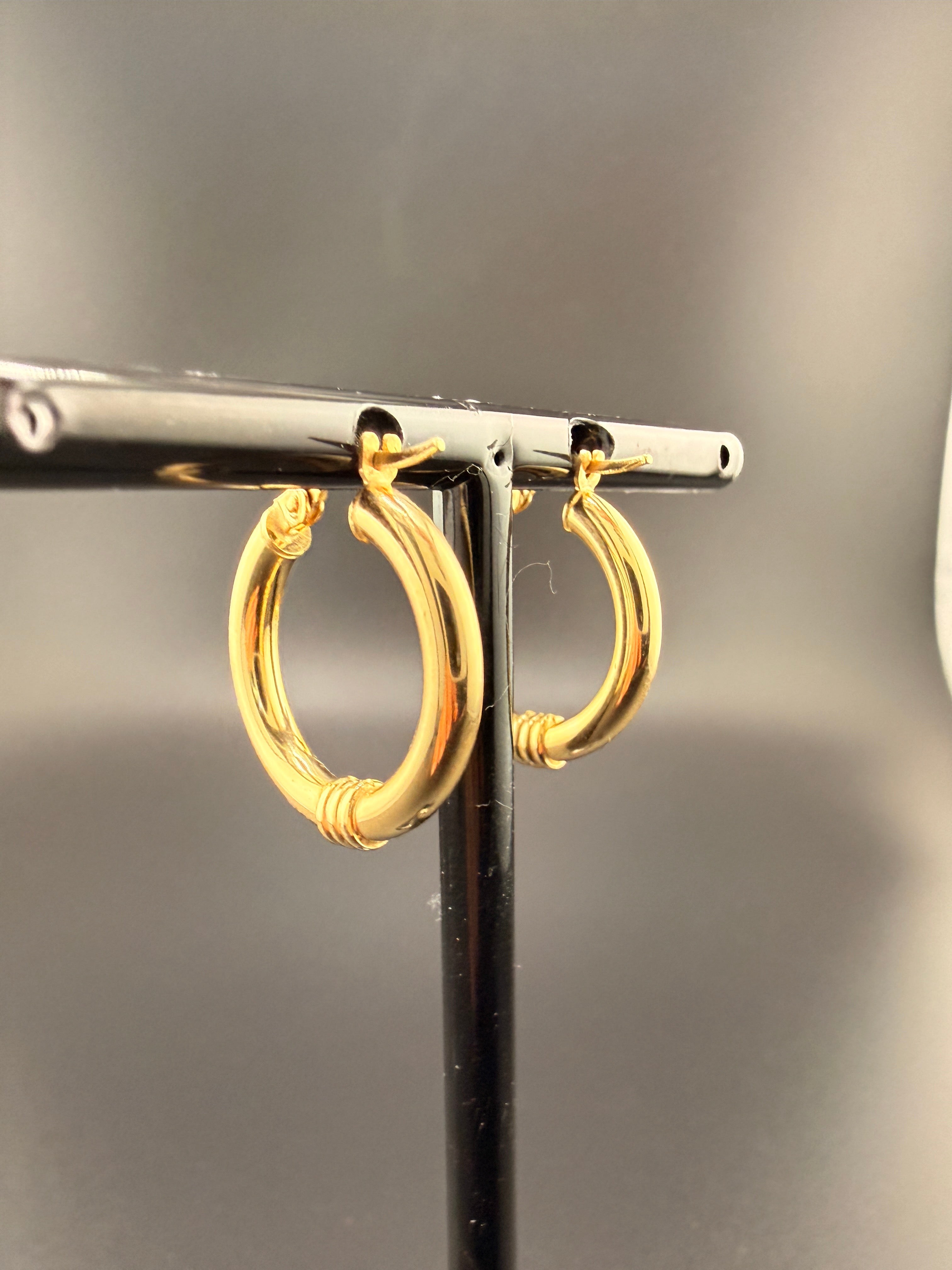 14K Solid Gold Hoop Earrings – Classic Lightweight Real Gold Hoops (2.2g)