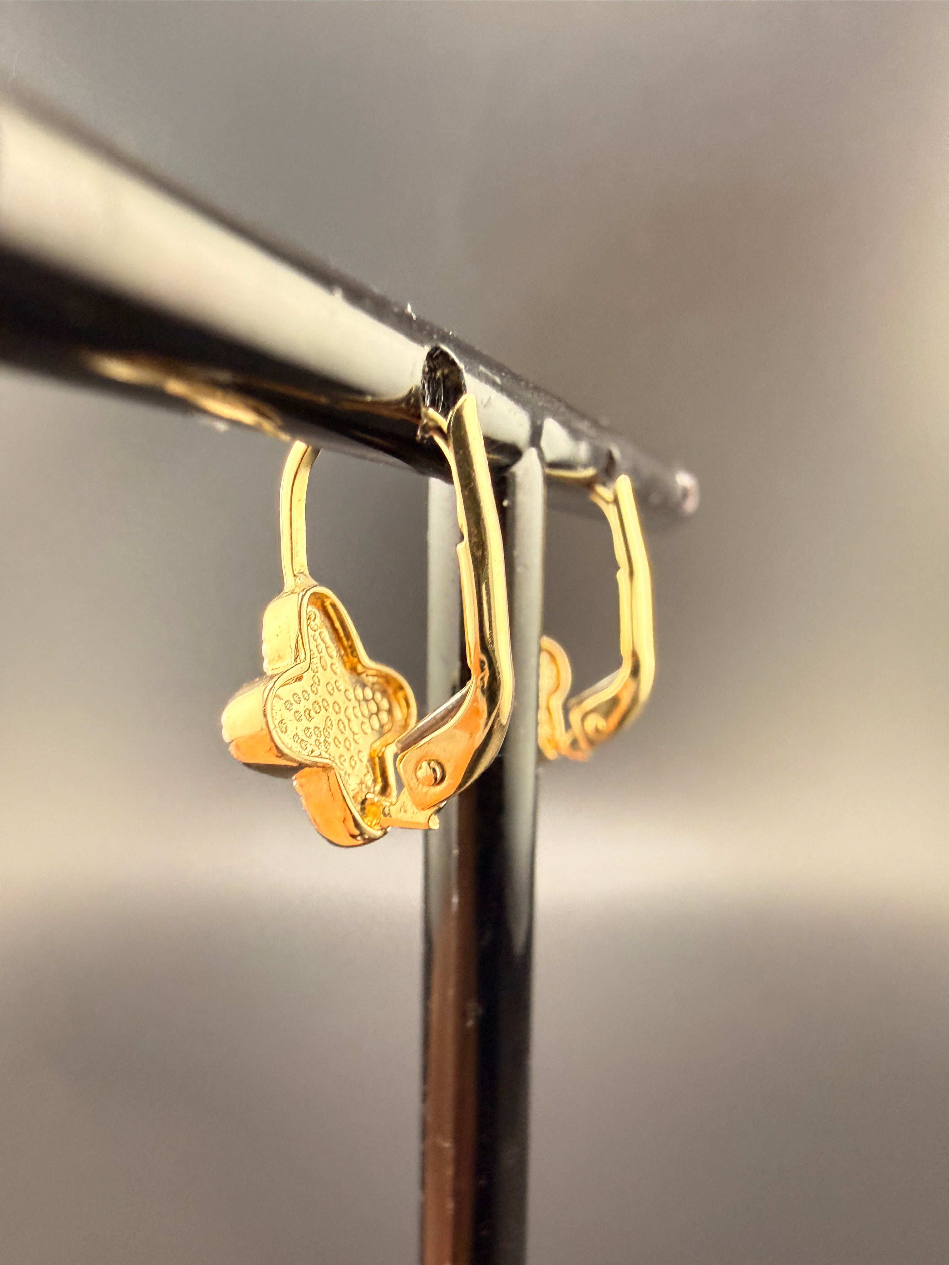 14K Solid Gold Cloverleaf Earrings (1.78g) – Real Gold Stud Earrings | Jewelry Connect Wholesale Price