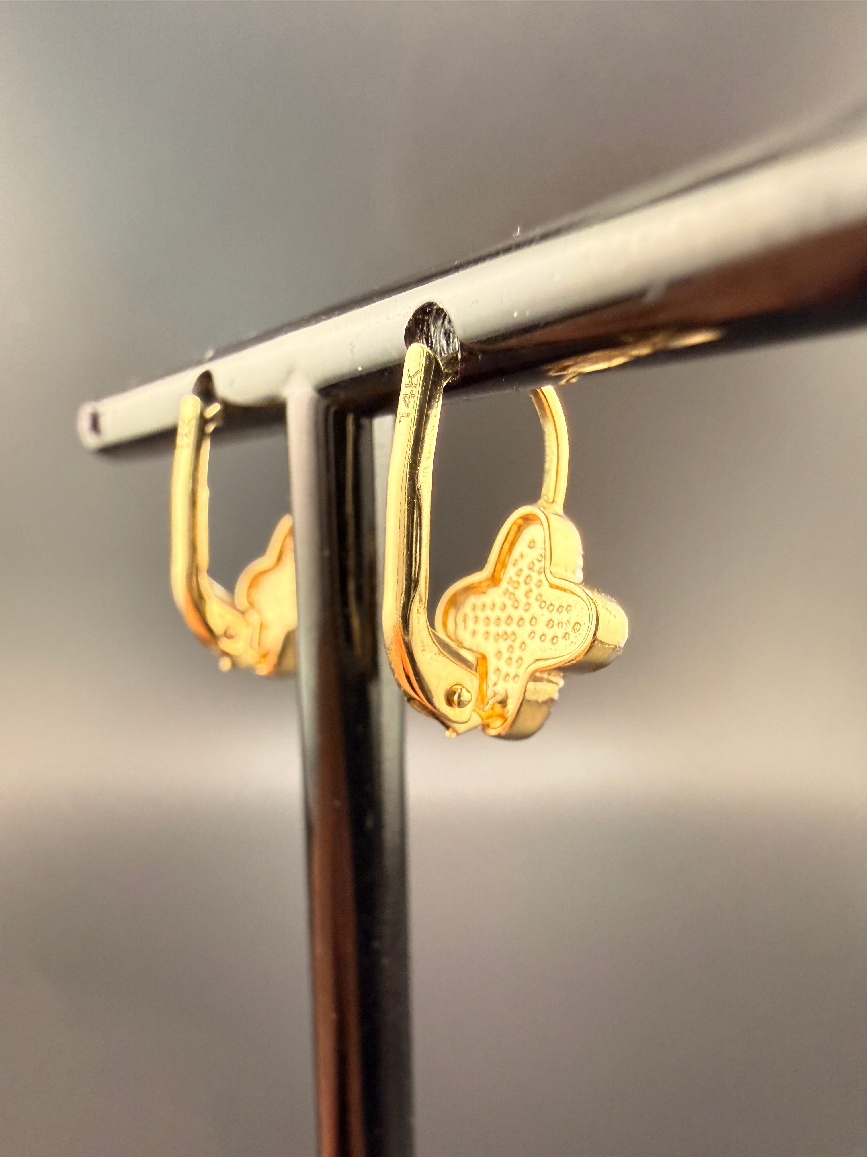 14K Solid Gold Cloverleaf Earrings (1.78g) – Real Gold Stud Earrings | Jewelry Connect Wholesale Price