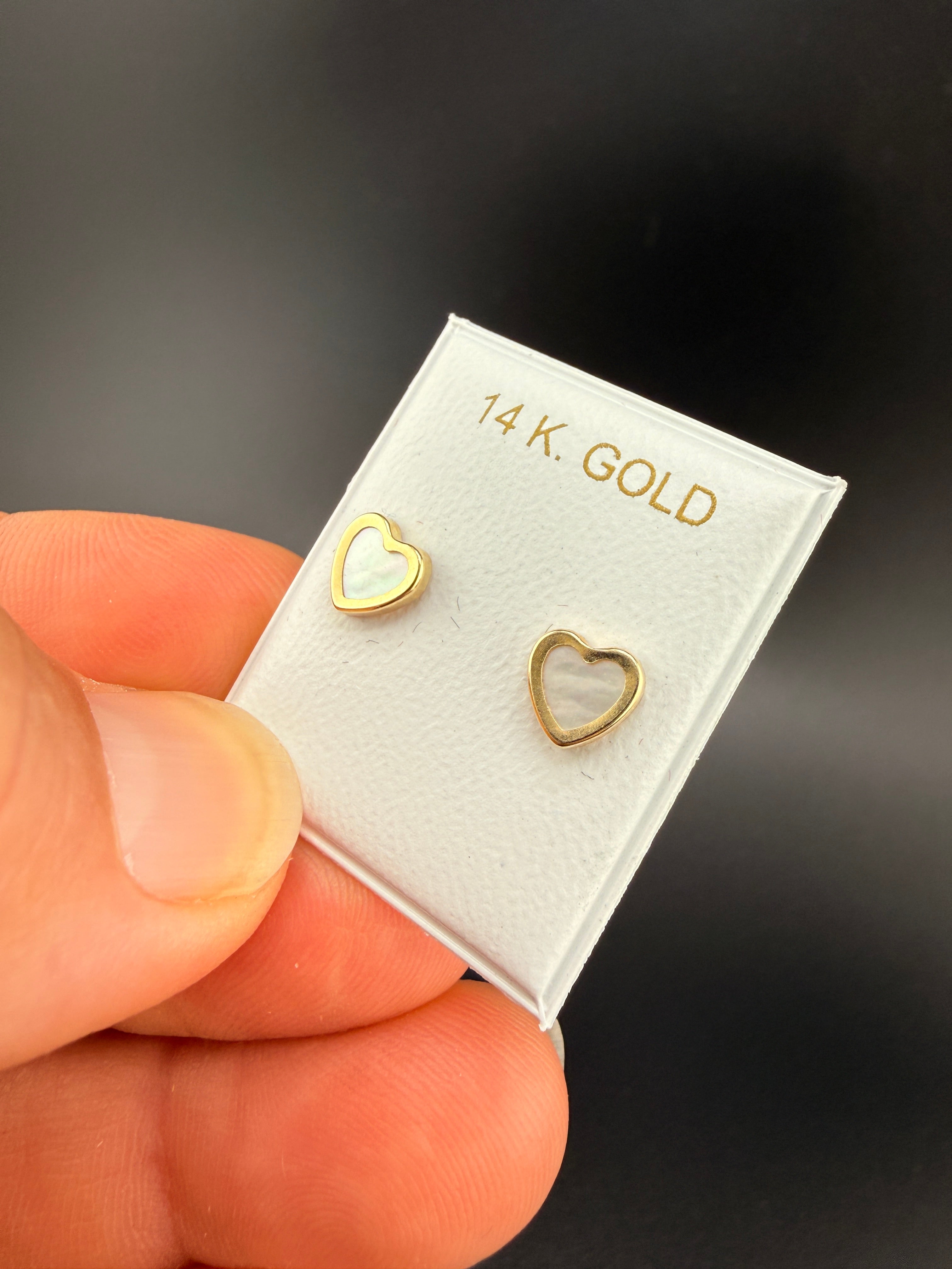 14K Solid Gold Oyster Heart Earrings – Luxury Heart Stud Earrings | Wholesale Price Jewelry Connect
