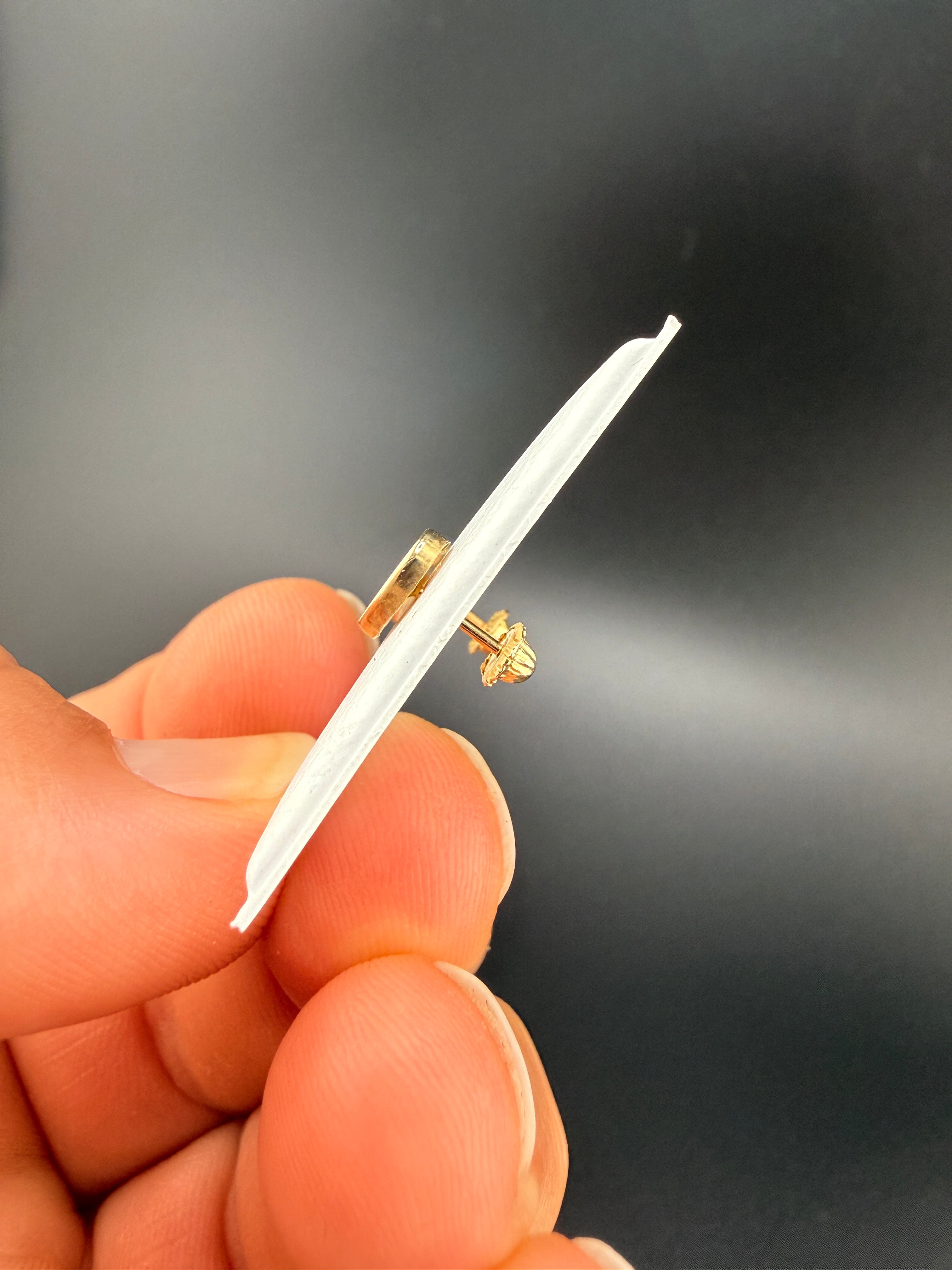 14K Solid Gold Oyster Heart Earrings – Luxury Heart Stud Earrings | Wholesale Price Jewelry Connect