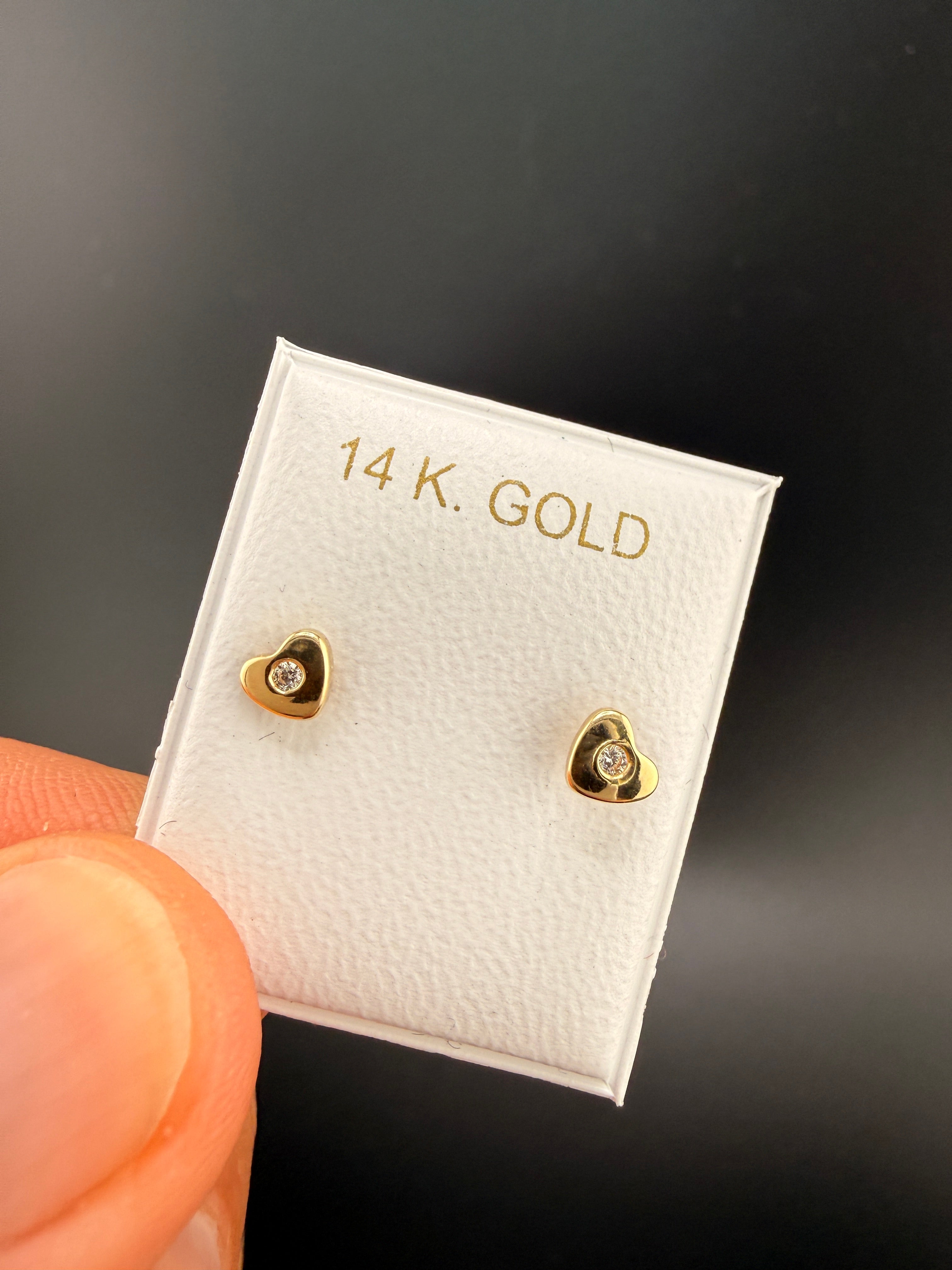 14K Gold Diamond Heart Earrings – Real Gold Romantic Stud Earrings | Wholesale Price Jewelry