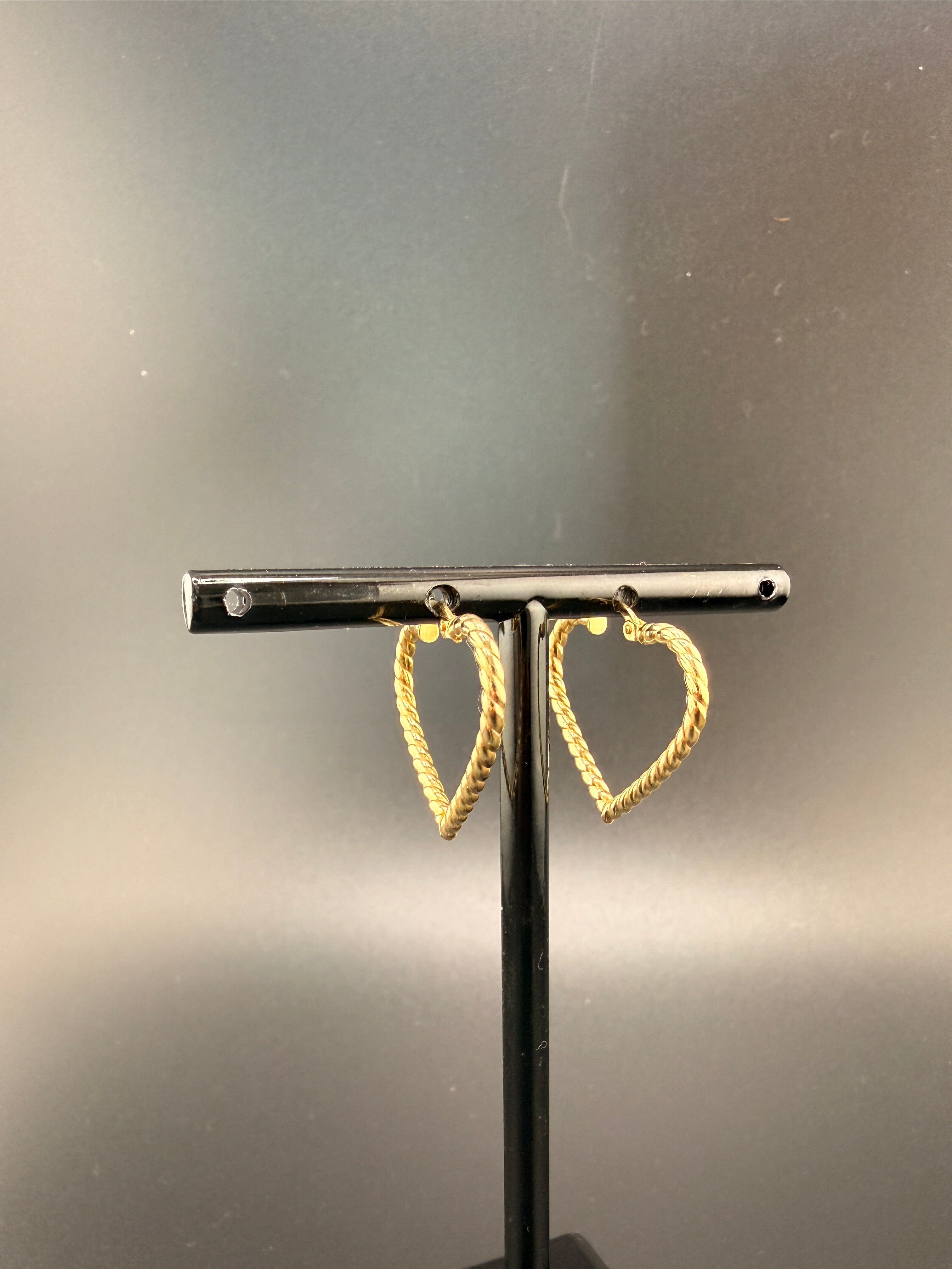 14K Solid Gold Heart Hoop Earrings – Lightweight Diamond-Cut Heart Hoops (1.53g) | Jewelry Connect Wholesale Price