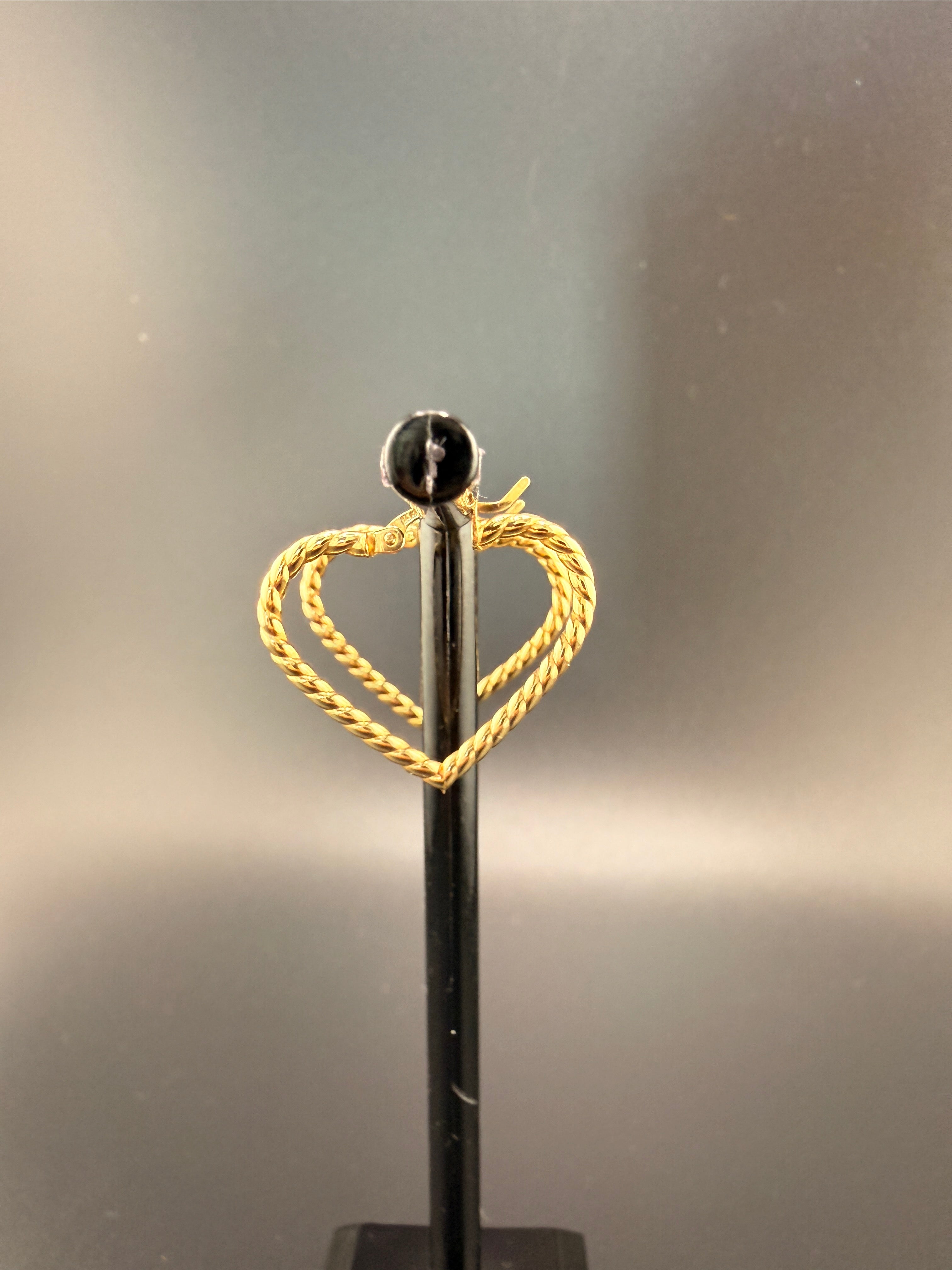 14K Solid Gold Heart Hoop Earrings – Lightweight Diamond-Cut Heart Hoops (1.53g) | Jewelry Connect Wholesale Price
