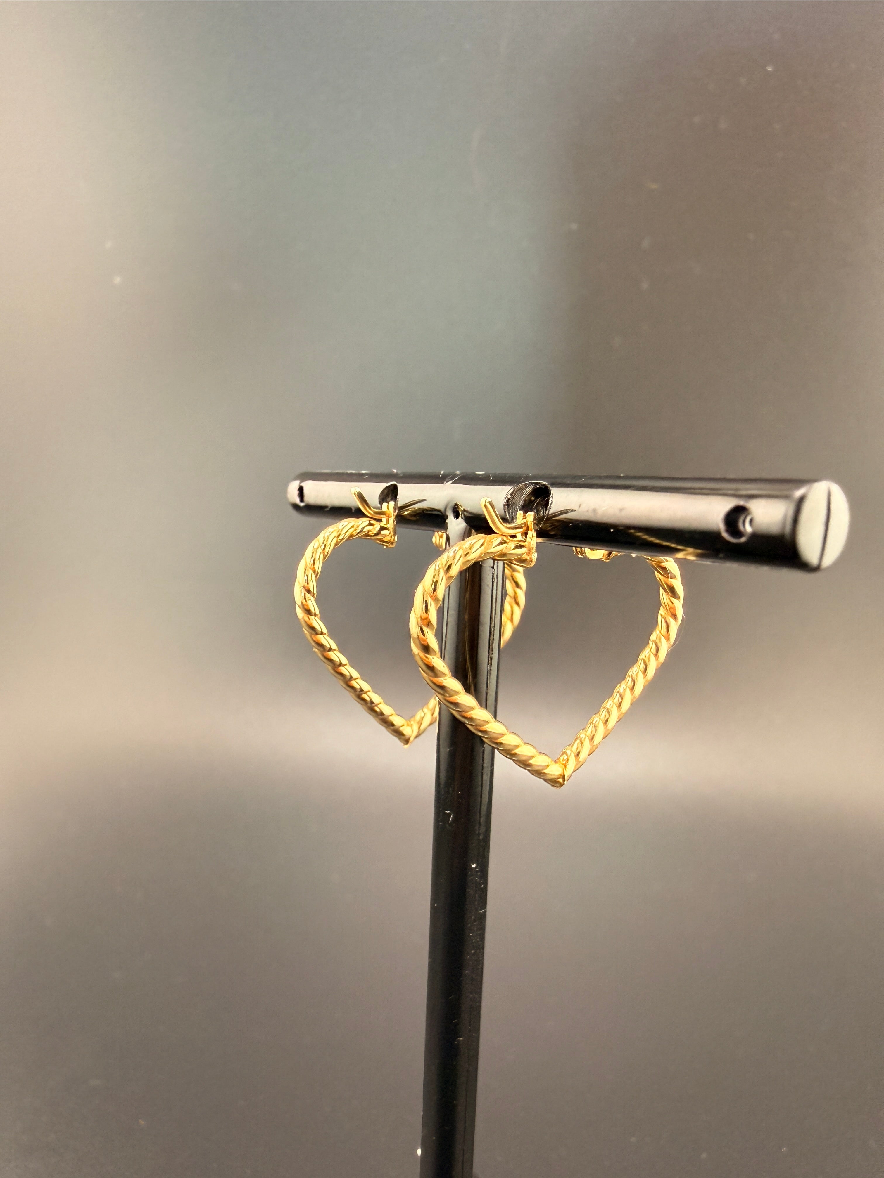 14K Solid Gold Heart Hoop Earrings – Lightweight Diamond-Cut Heart Hoops (1.53g) | Jewelry Connect Wholesale Price