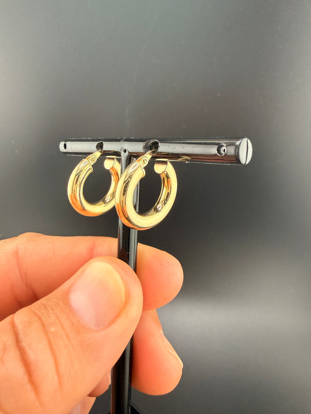 14K Solid Gold Hoop Earrings – 1.90 Grams Real Gold Hoops | Wholesale Jewelry Price