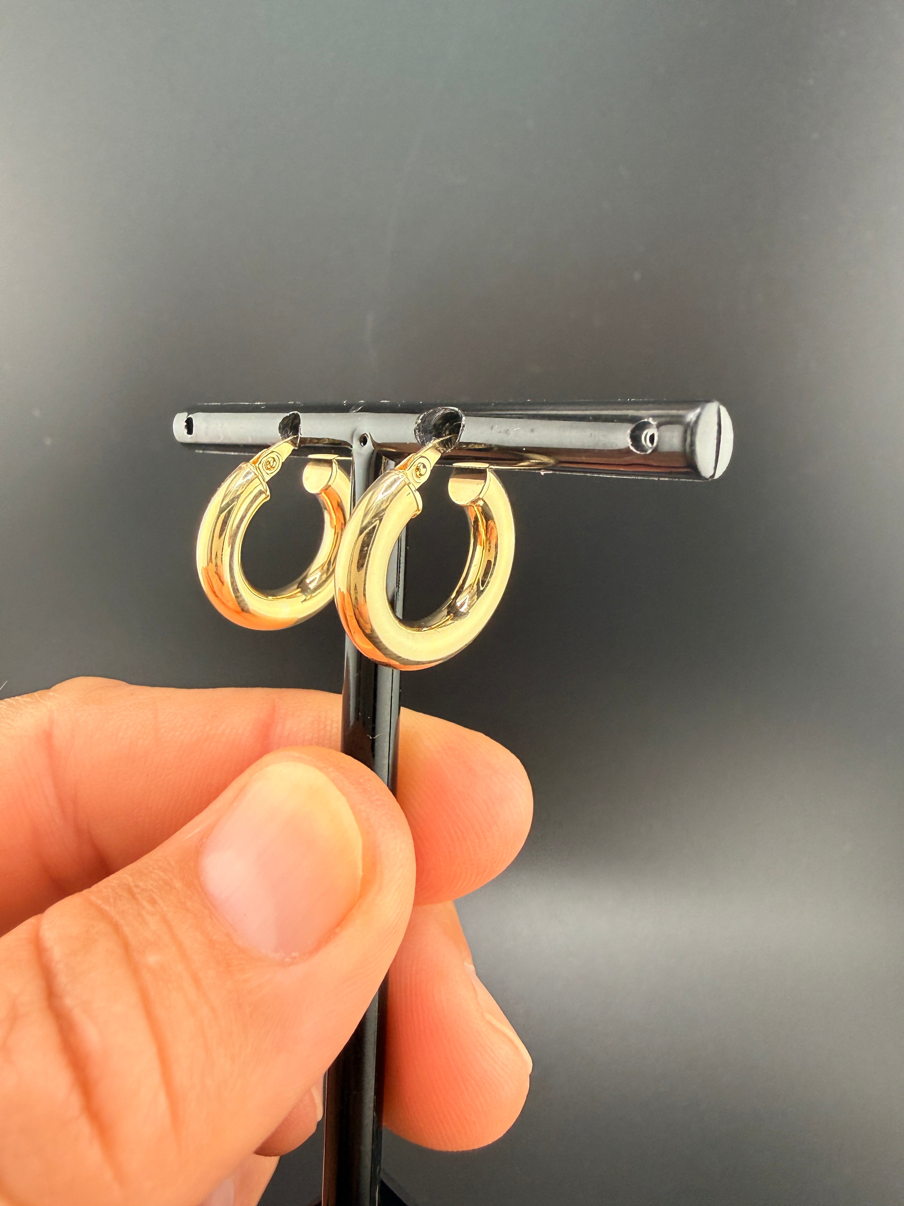 14K Solid Gold Hoop Earrings – 1.90 Grams Real Gold Hoops | Wholesale Jewelry Price