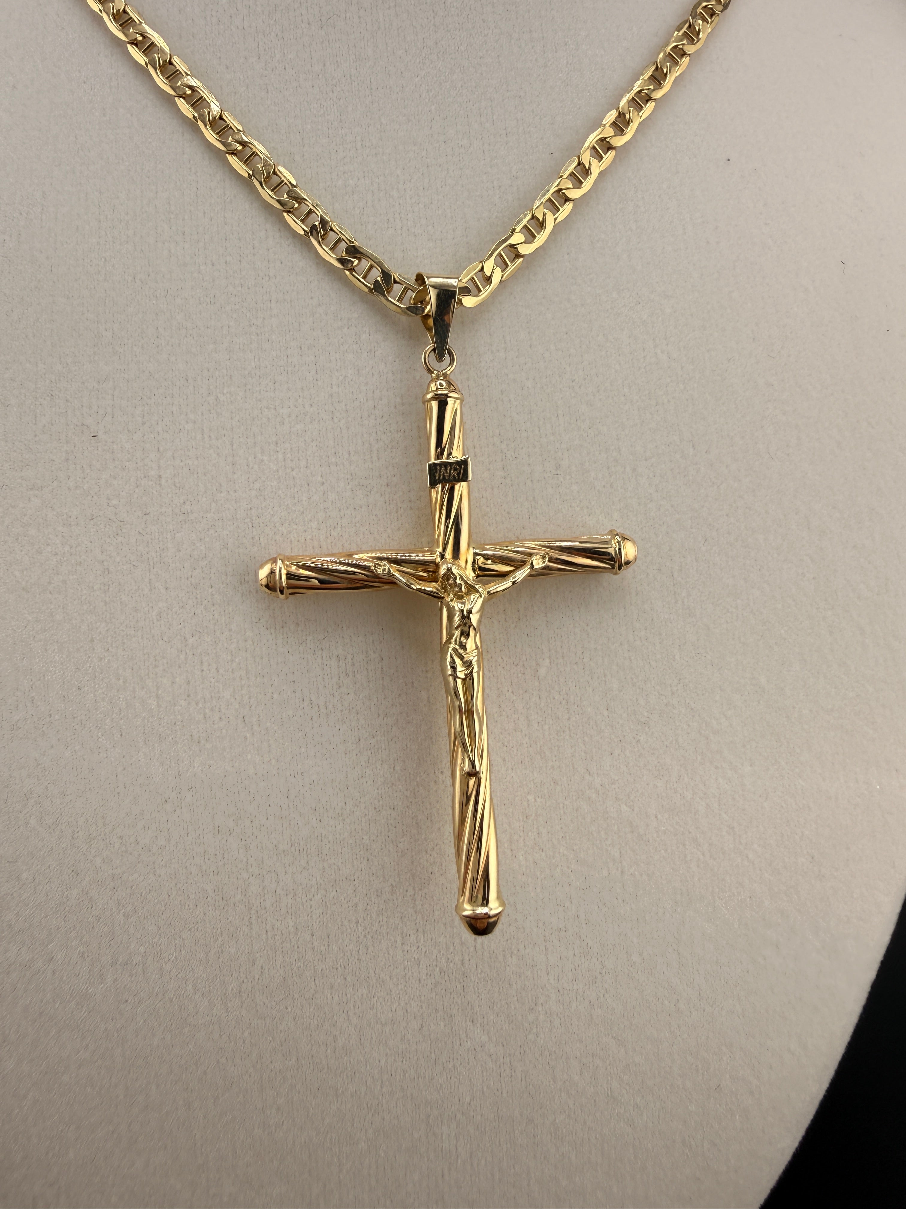 14K Gold Jesus on the Cross Pendant – Solid Gold Crucifix Pendant (4.09g) | Wholesale Jewelry Price