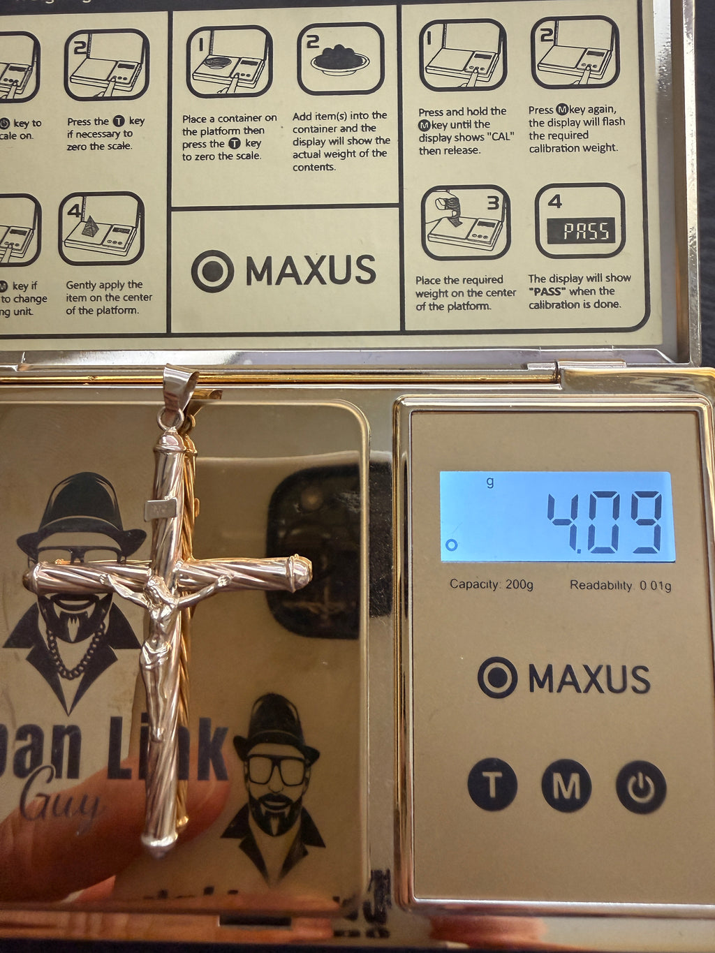 14K Gold Jesus on the Cross Pendant – Solid Gold Crucifix Pendant (4.09g) | Wholesale Jewelry Price