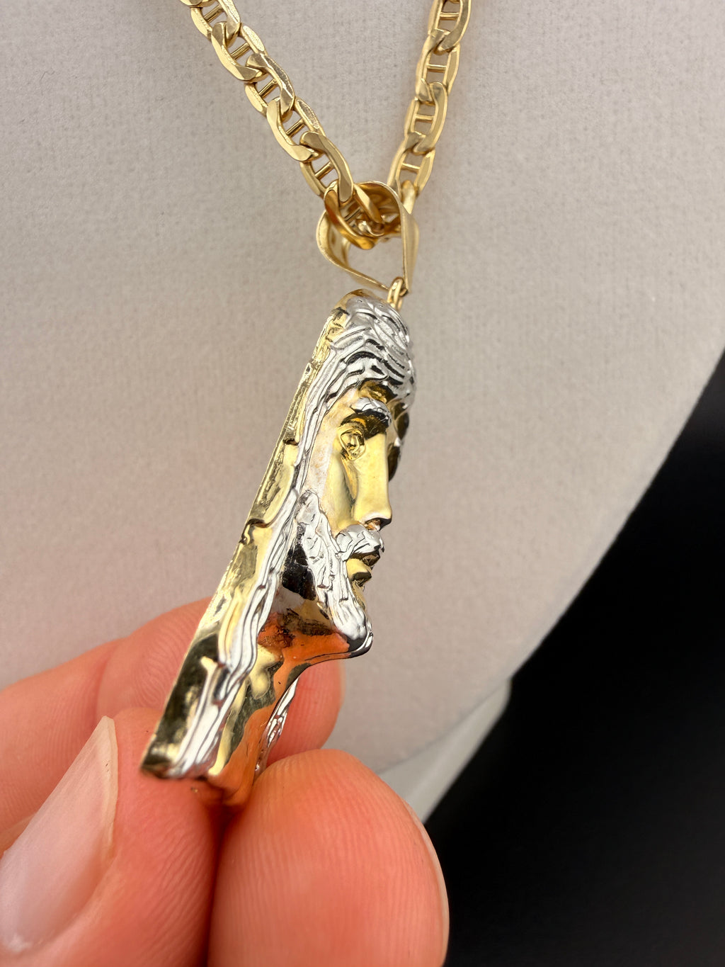 14K Gold Jesus Pendant – 4.61g Solid Gold Religious Charm | Wholesale Price Luxury Pendant | Jewelry Connect